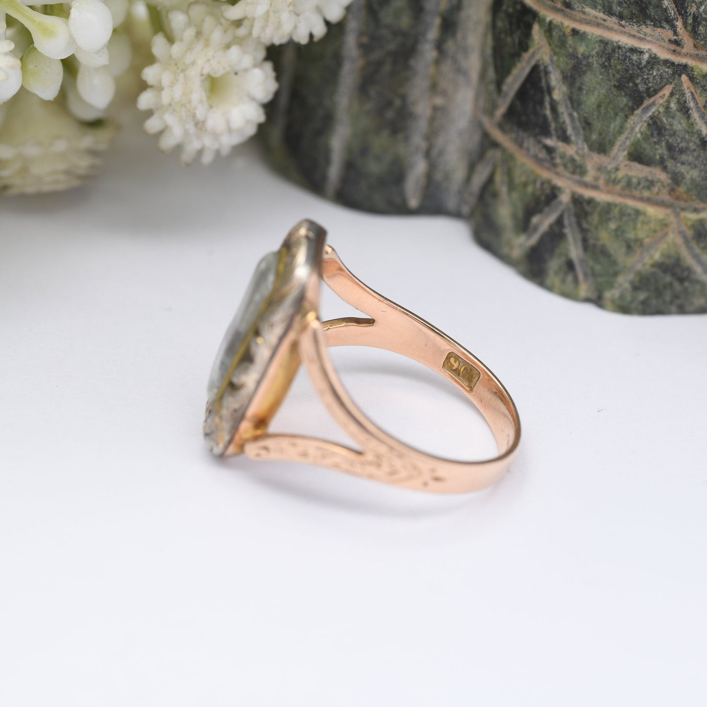 Antique Georgian 9ct Gold Mourning Ring - Engraved Detail | Rose Gold | Glass Front | UK Size - P | US Size - 7 1/2