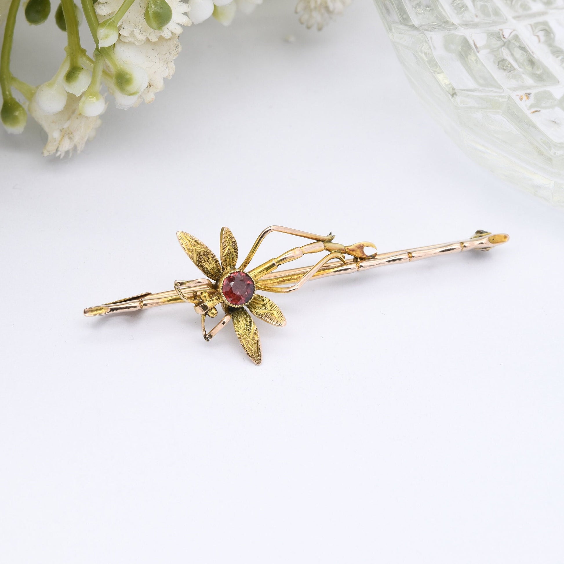 Antique Edwardian 9ct Gold Dragonfly Brooch with a Garnet Body - Antique Gold Insect Jewellery | Detailed Bar Brooch | Victorian Pin