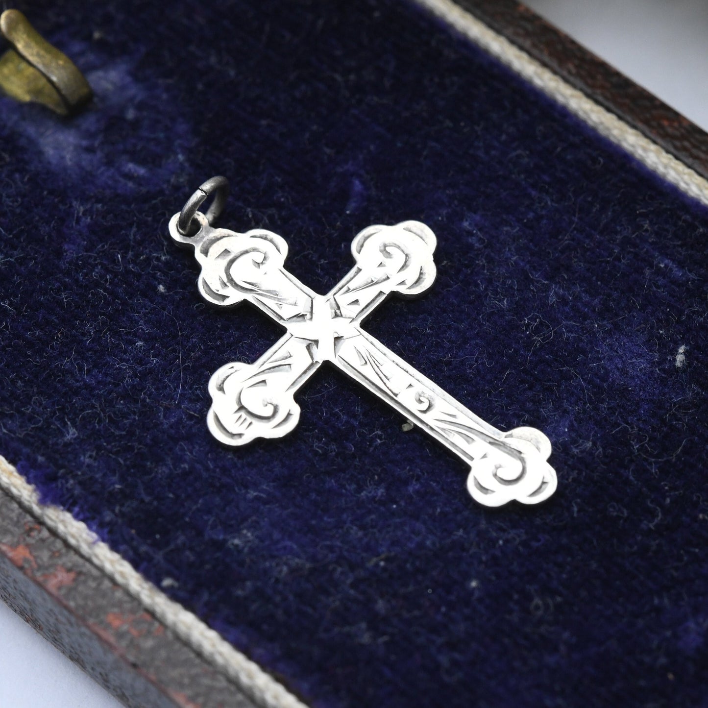 Vintage Sterling Silver Cross Pendant with Engraved Scrolling Pattern AJH