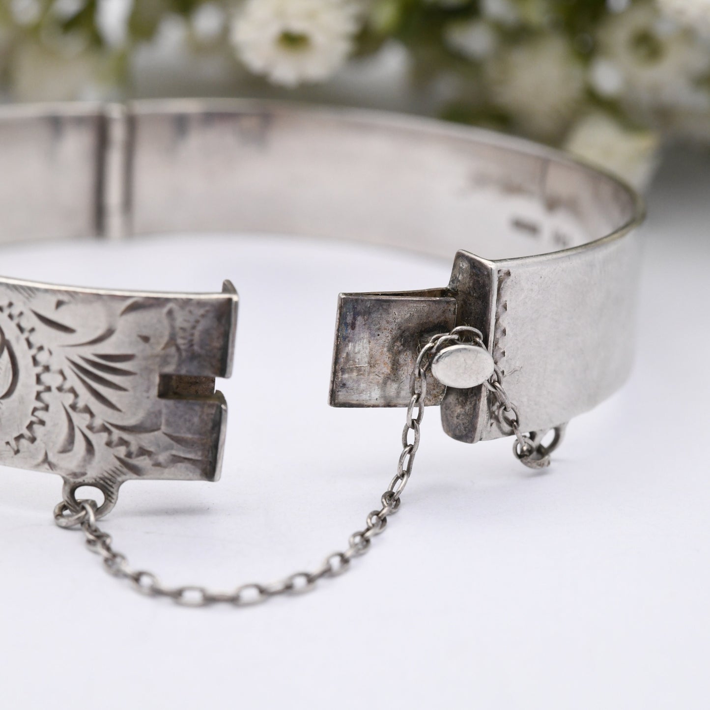 Vintage Sterling Silver Bangle Bracelet 1976 with Scrolling Design PM - Floral Chunky Silver Jewellery | with Safety Chain