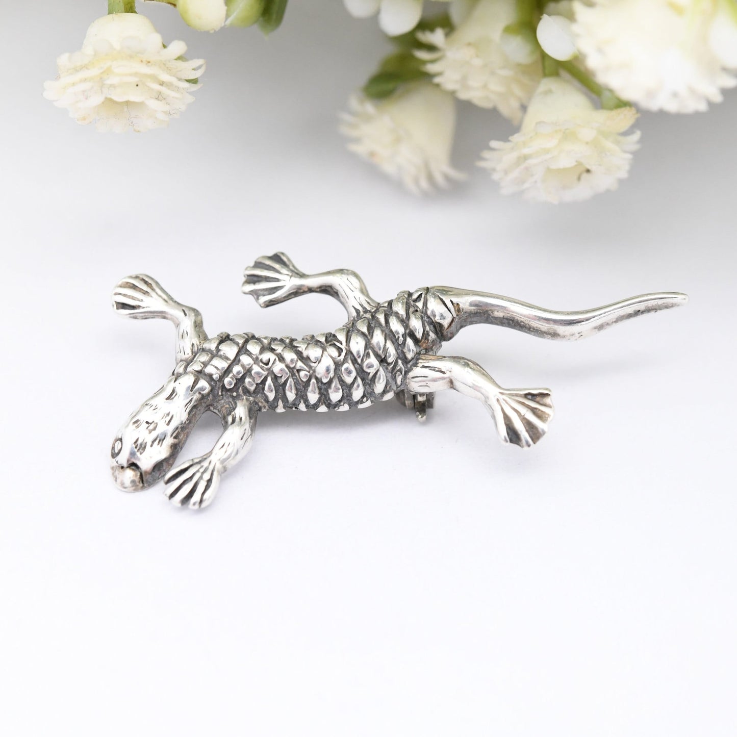 Vintage Sterling Silver Lizard Brooch - Detailed Crawling Gecko | Novelty Animal Jewellery