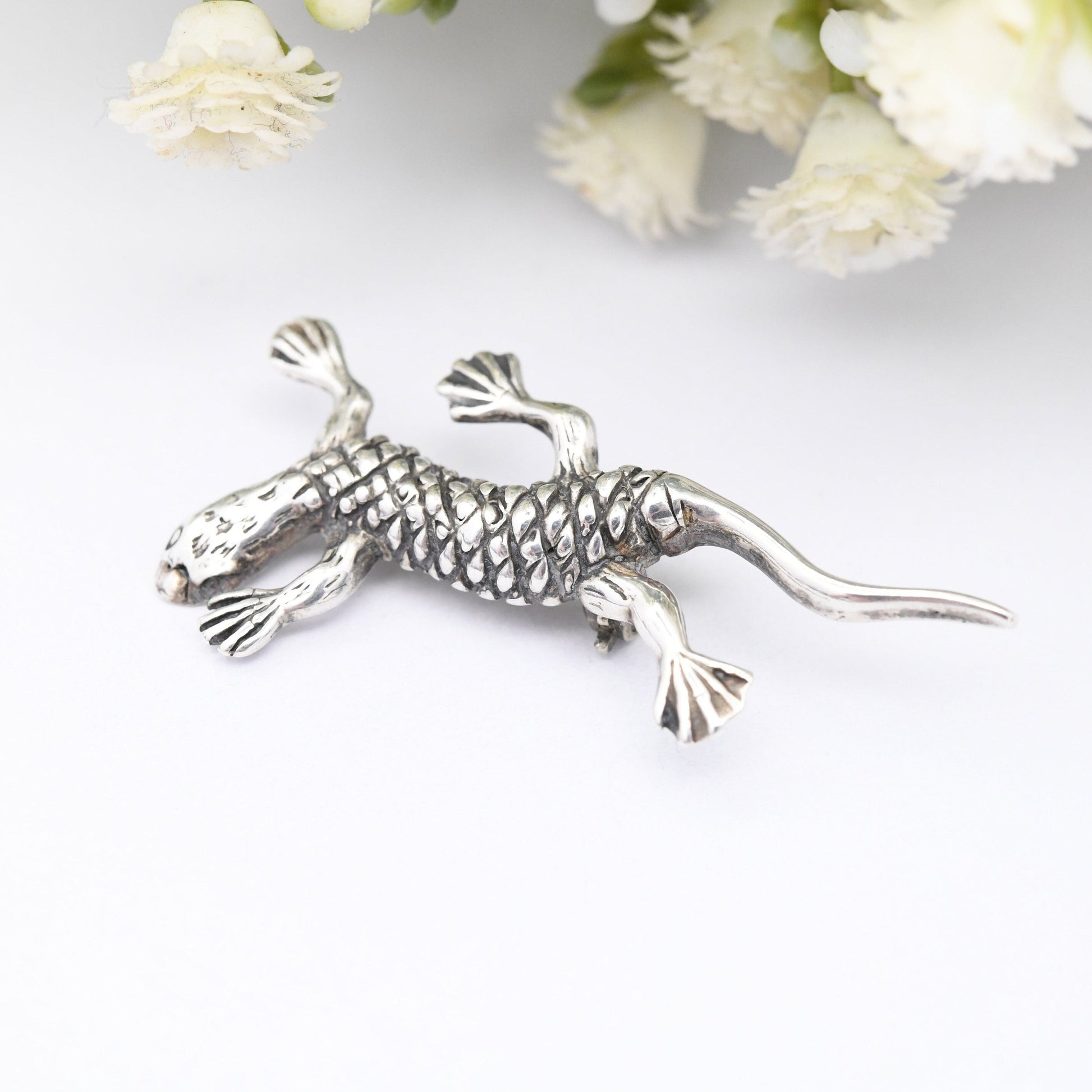 Vintage Sterling Silver Lizard Brooch - Detailed Crawling Gecko | Novelty Animal Jewellery