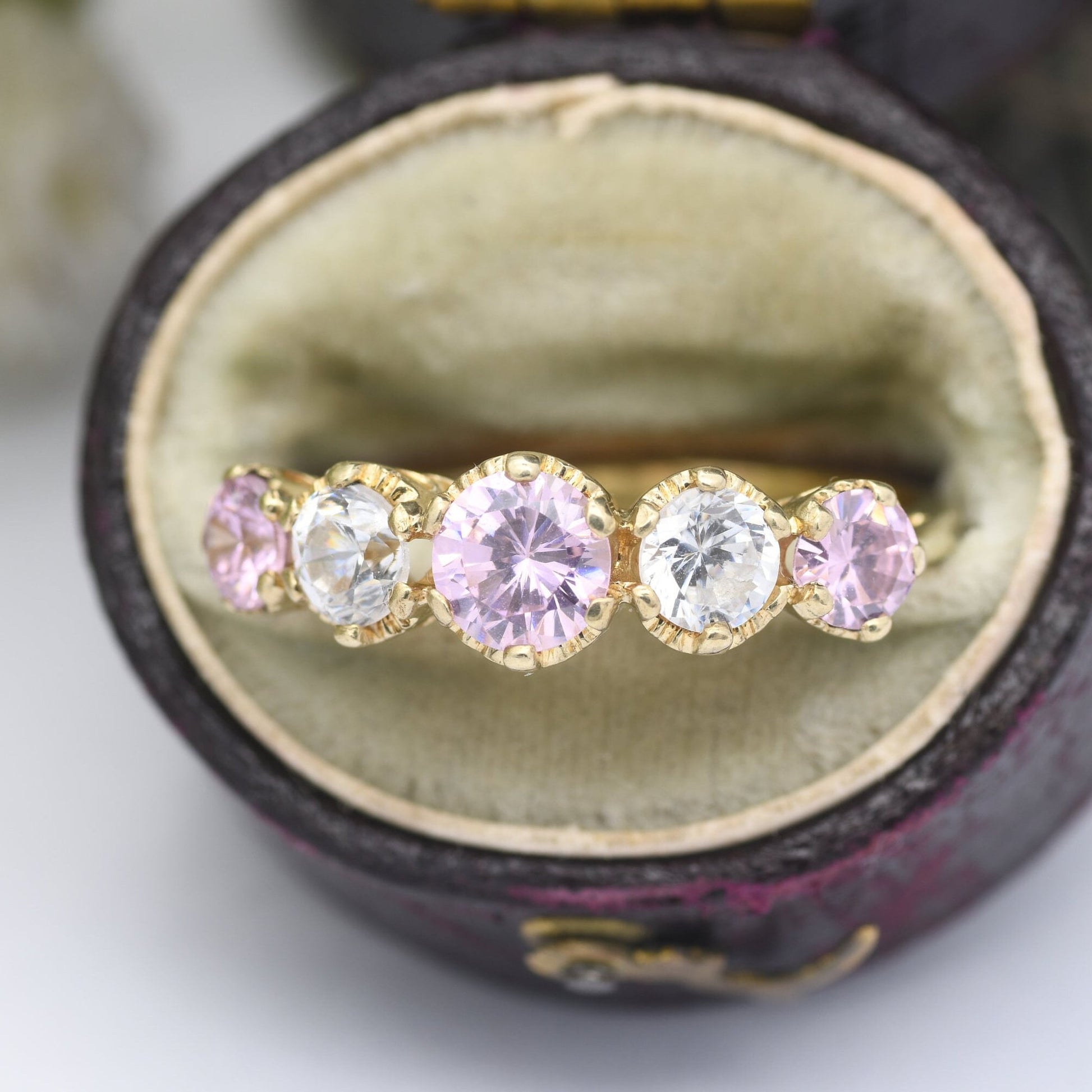 Vintage 9ct Gold CZ Statement Ring - Clear and Pink Stones Five Stone Ring | Princess Ring | UK Size - M 1/2 | US Size - 6 1/2