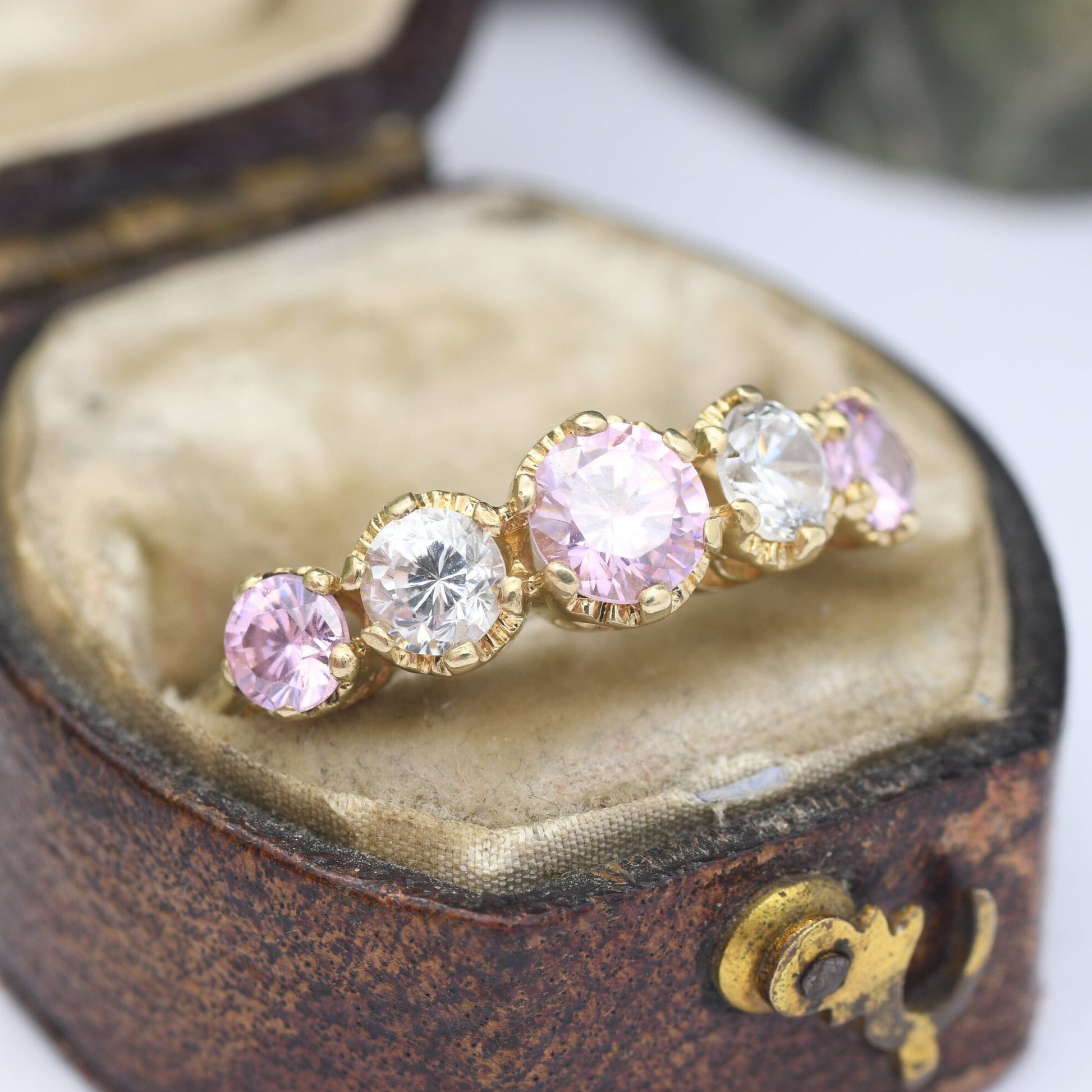 Vintage 9ct Gold CZ Statement Ring - Clear and Pink Stones Five Stone Ring | Princess Ring | UK Size - M 1/2 | US Size - 6 1/2