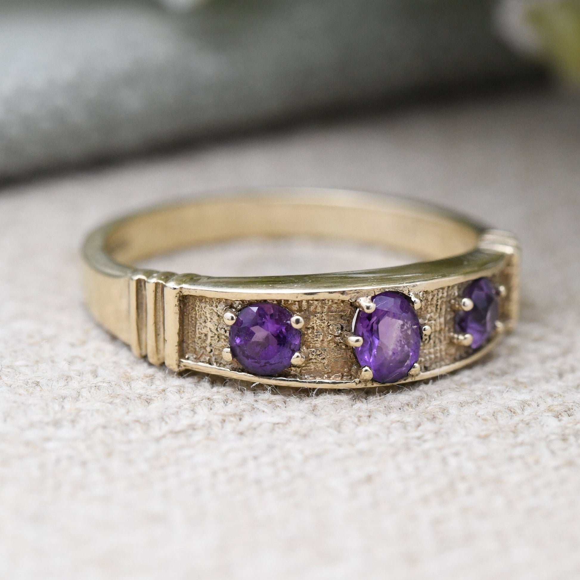 Vintage 9ct Gold Amethyst Ring 1999 - Edinburgh Scotland | Unusual Chunky Statement Setting | UK Size - P | US Size - 7 3/4