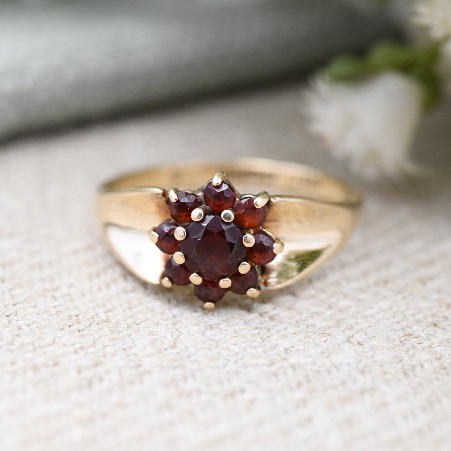 Vintage 9ct Gold Garnet Flower Ring 1977 - Mid-Century Victorian Revival | UK Size - P | US Size - 7 1/2