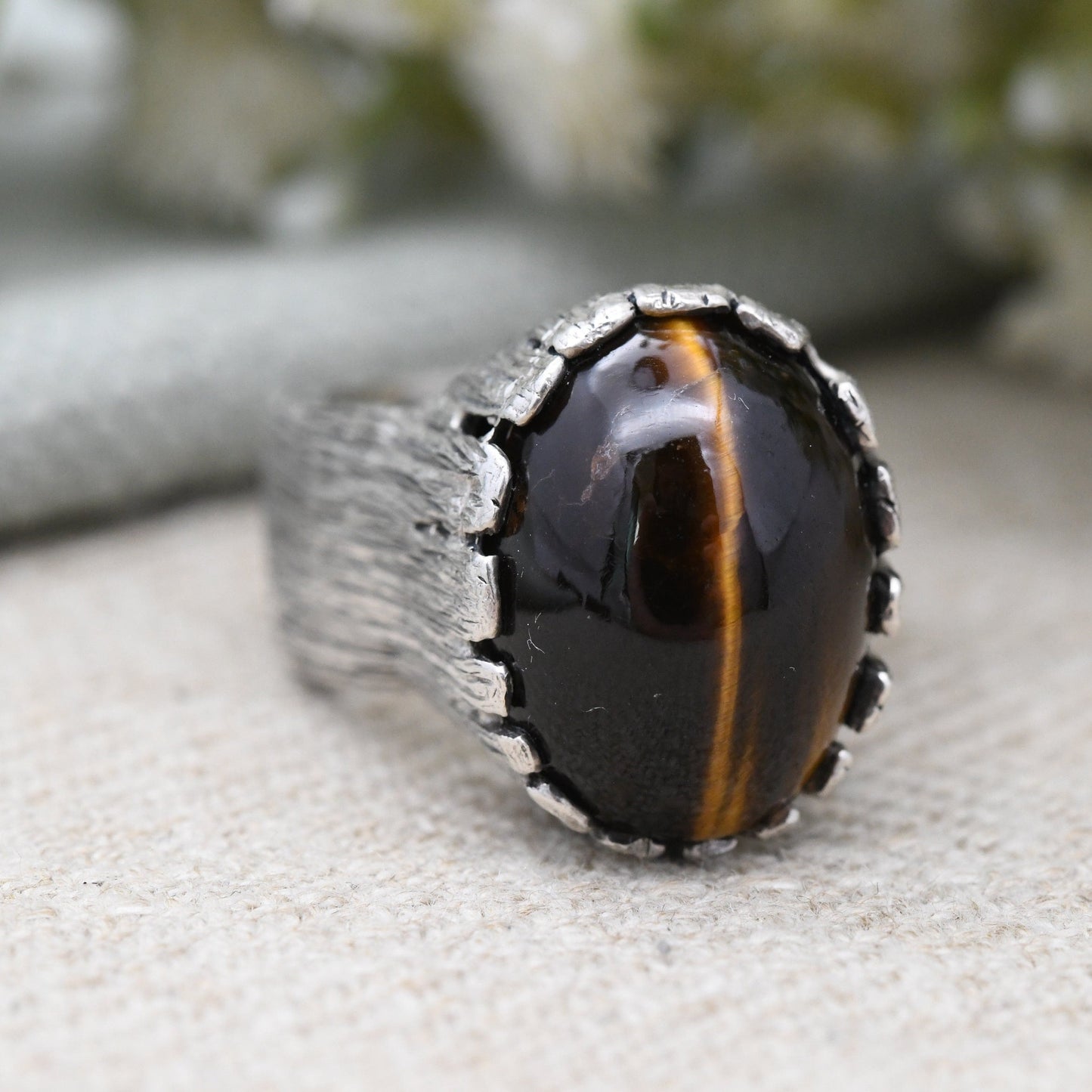 Vintage Sterling Silver Cabochon Tiger's Eye Ring 1969 by Albion Craft Co - Mid-Century Modern Textured | UK Size - K | US Size - 5 1/4