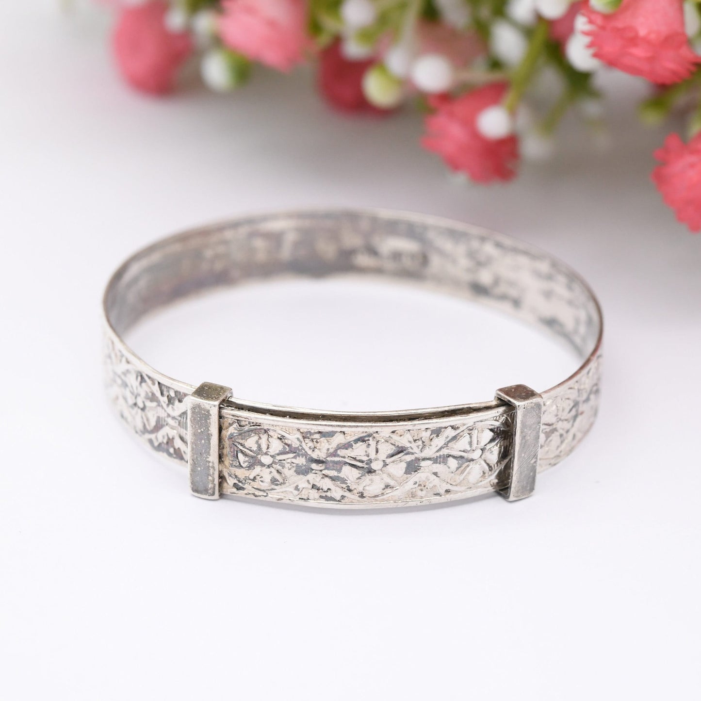 Vintage Sterling Silver Baby Bangle Bracelet - Expanding Child Bangle | Flower Design | Wide Band