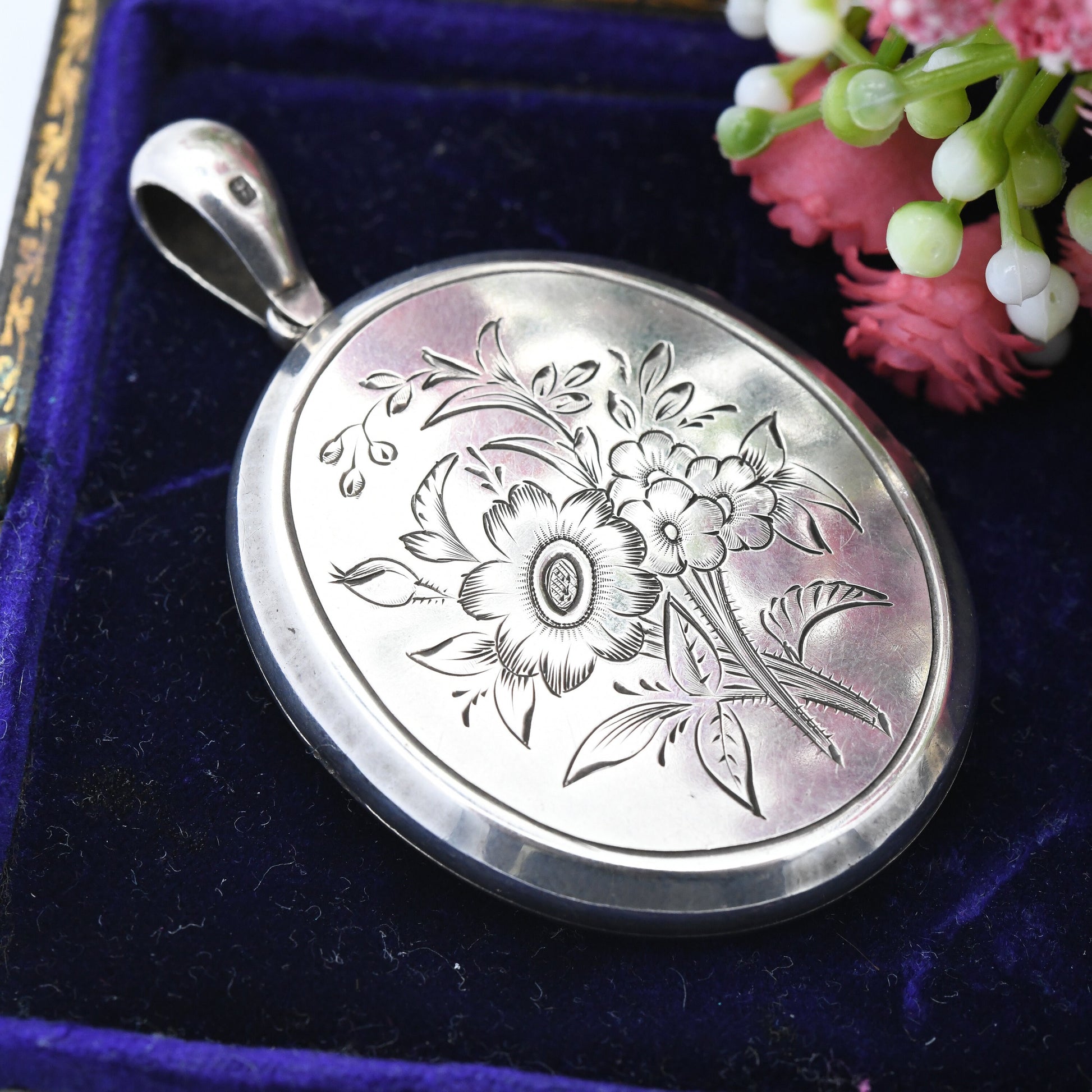 Antique Victorian Aesthetic Movement Sterling Silver Locket with Heron 1880 - Large Oval Pendant with Bunch of Wild Flowers | Picture Inside