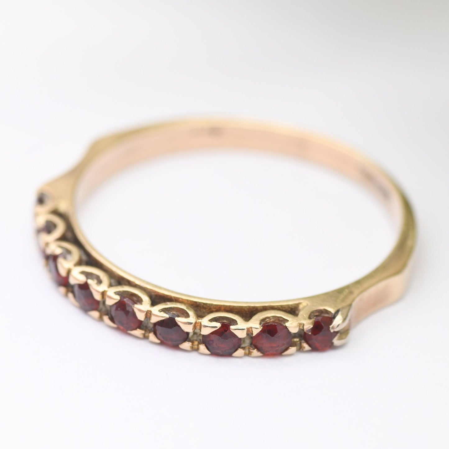 Vintage 9ct Gold Garnet Half Eternity Ring - Red Gemstone Band Ring | UK Size - R | US Size - 8 1/2