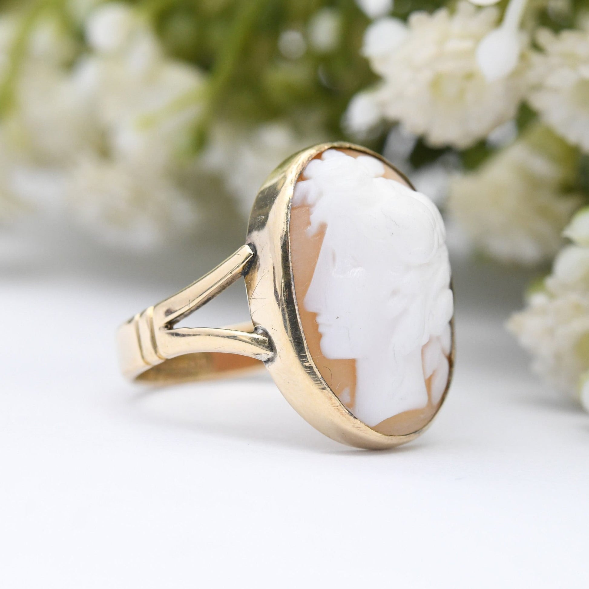 Antique 9ct Gold Cameo Ring - Large Cameo Face | Ancient Classical Figure | Protruding Raised Cameo | UK Size - P | US Size - 7 1/2