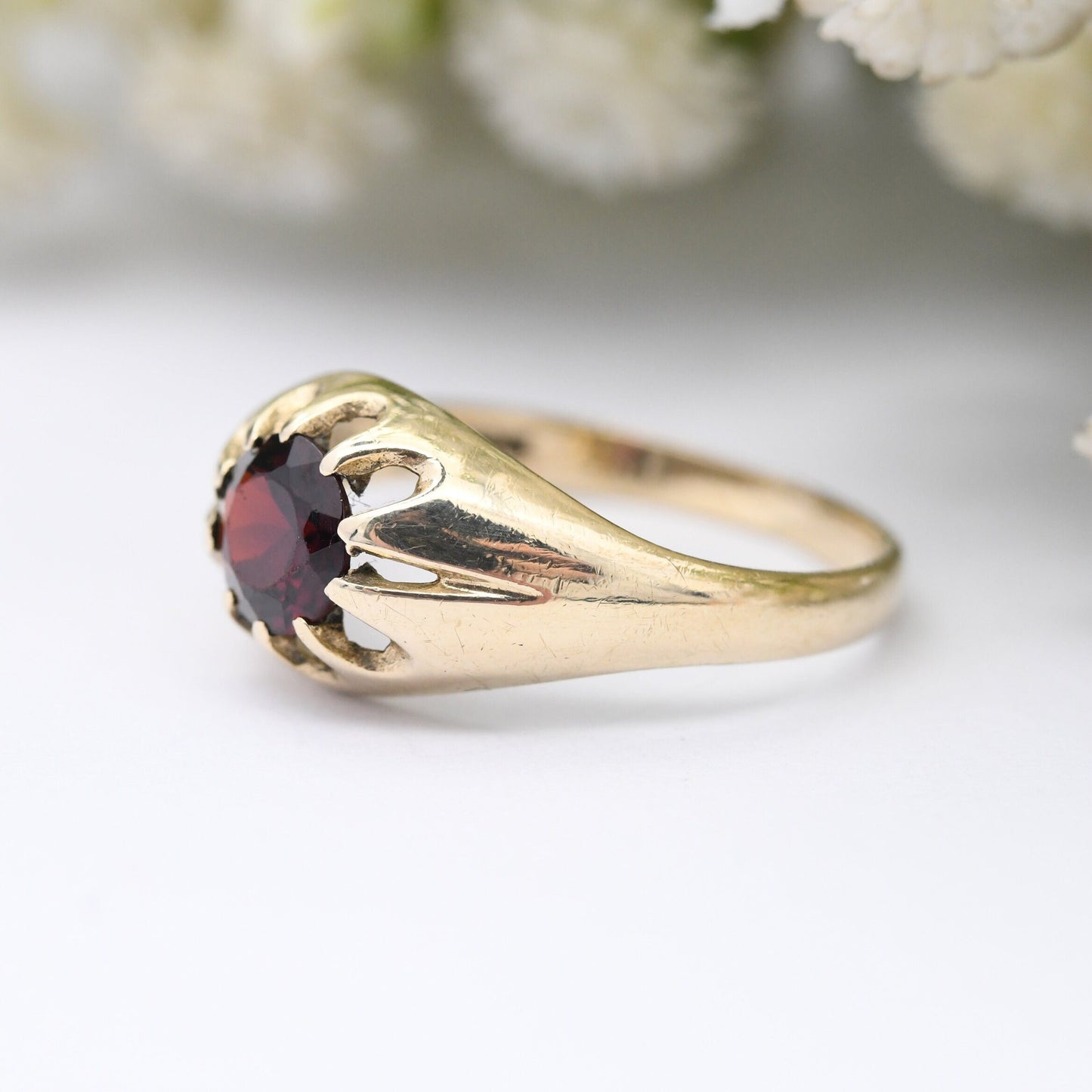 Vintage 9ct Gold Garnet Solitaire Ring - Statement Unisex Gold Jewellery | UK Size - Q 1/2 | US Size - 8 1/4