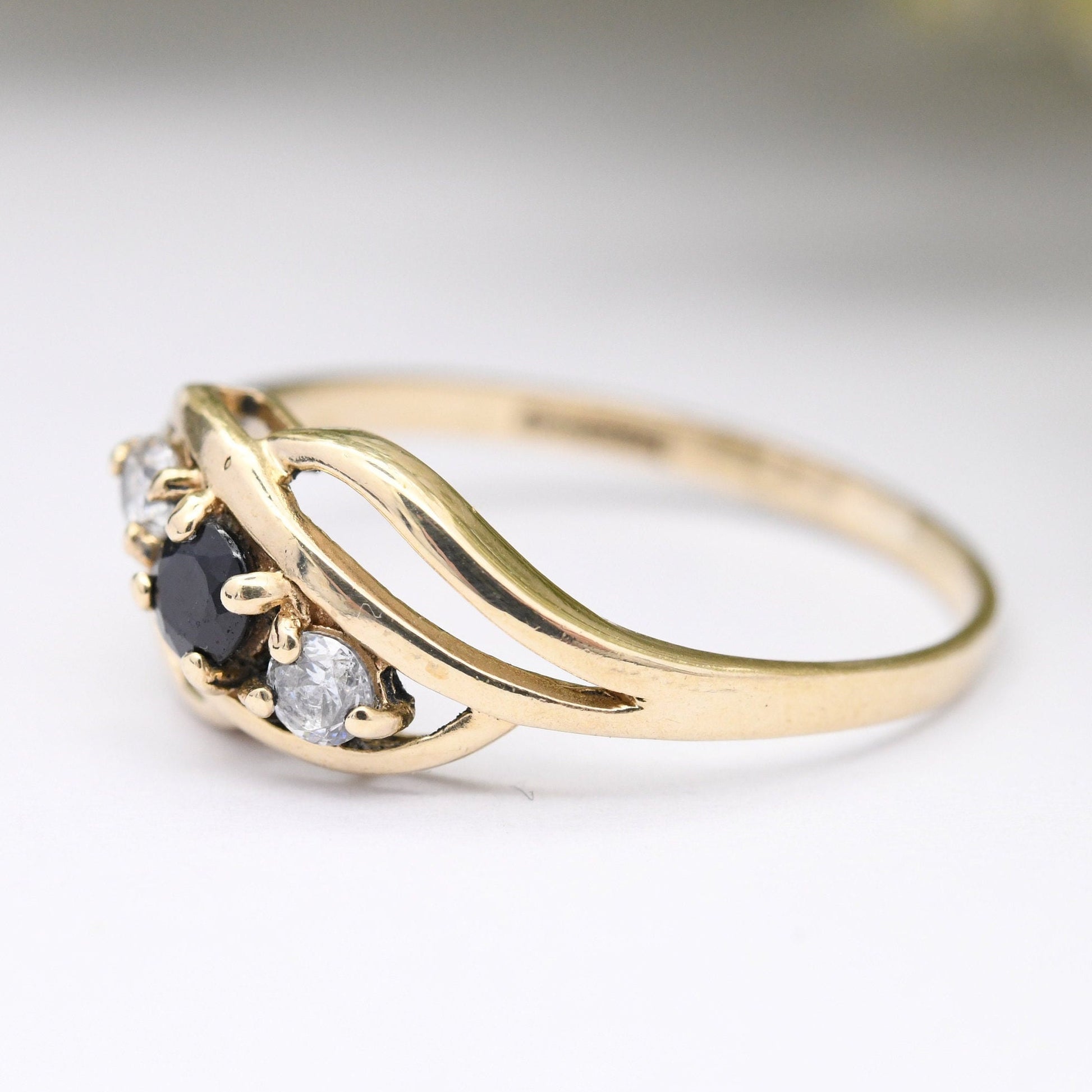 Vintage 9ct Gold Sapphire and and Clear Stone Ring - Pretty Engagement Ring | UK Size - L 1/2 | US Size - 6