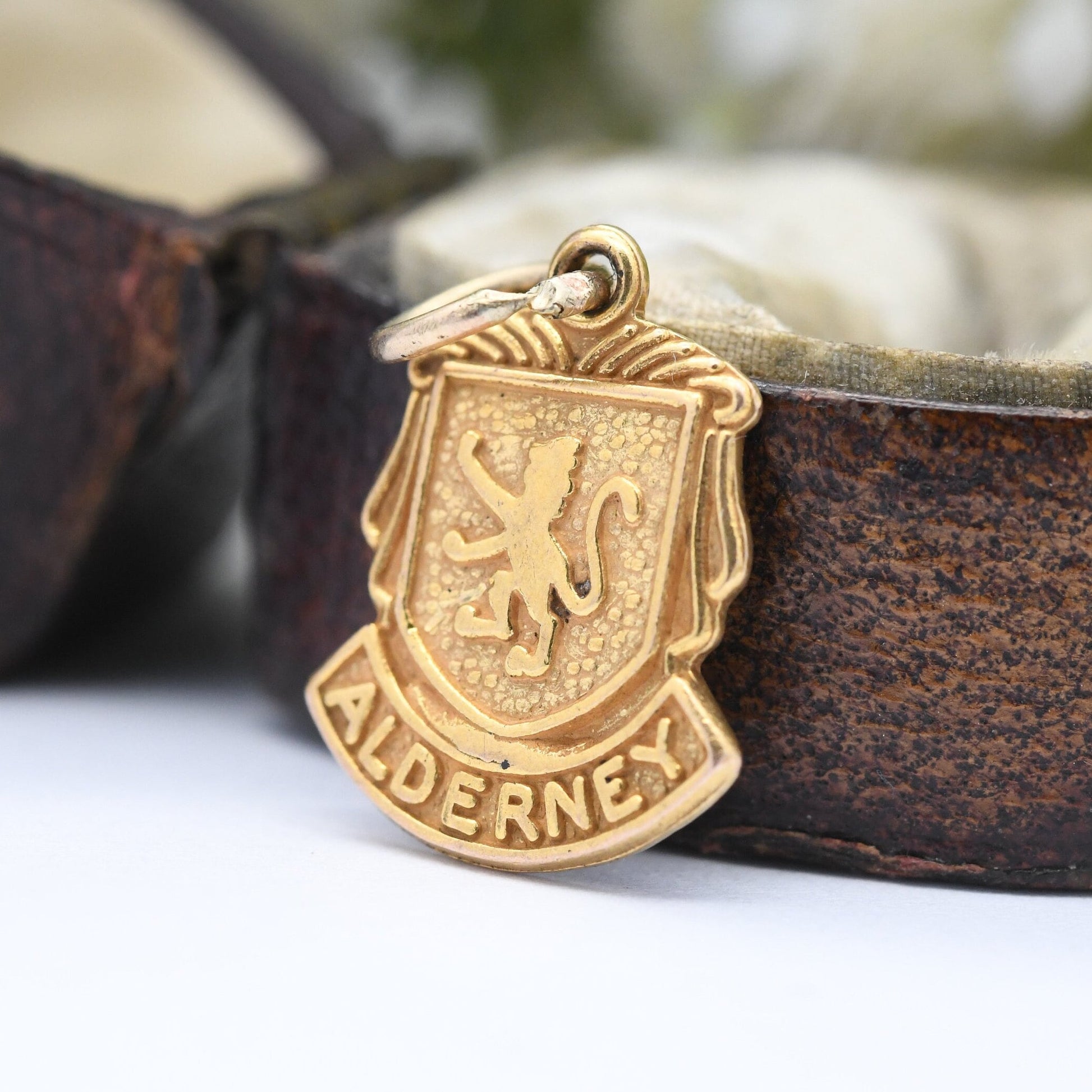 Vintage 9ct Gold Alderney Shield Charm Pendant 1977 by Ward Brothers WBs - Souvenir Coat of Arms | Guernsey Island