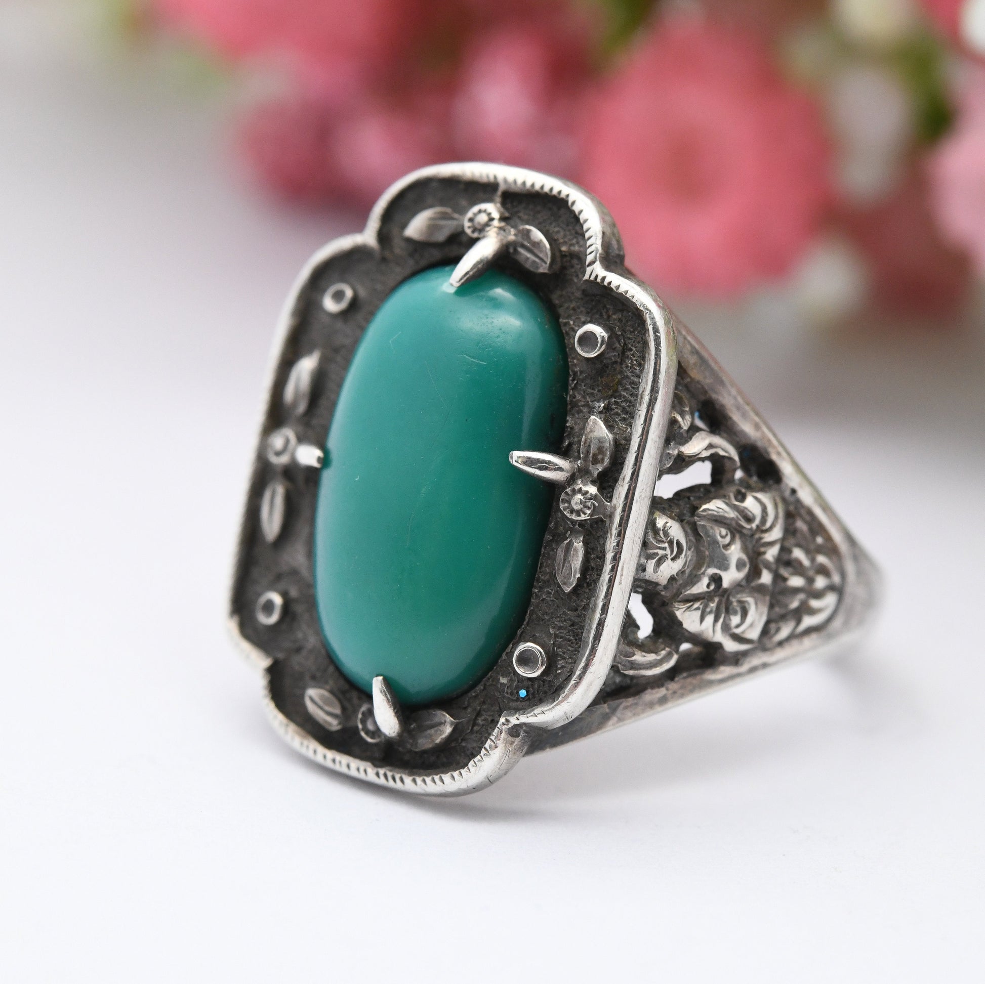 Vintage Chinese Export Silver Buddha Ring with Green Stone - Signed Shi N Lee Shin Lee | Adjustable UK Size - P US Size - 7 1/2