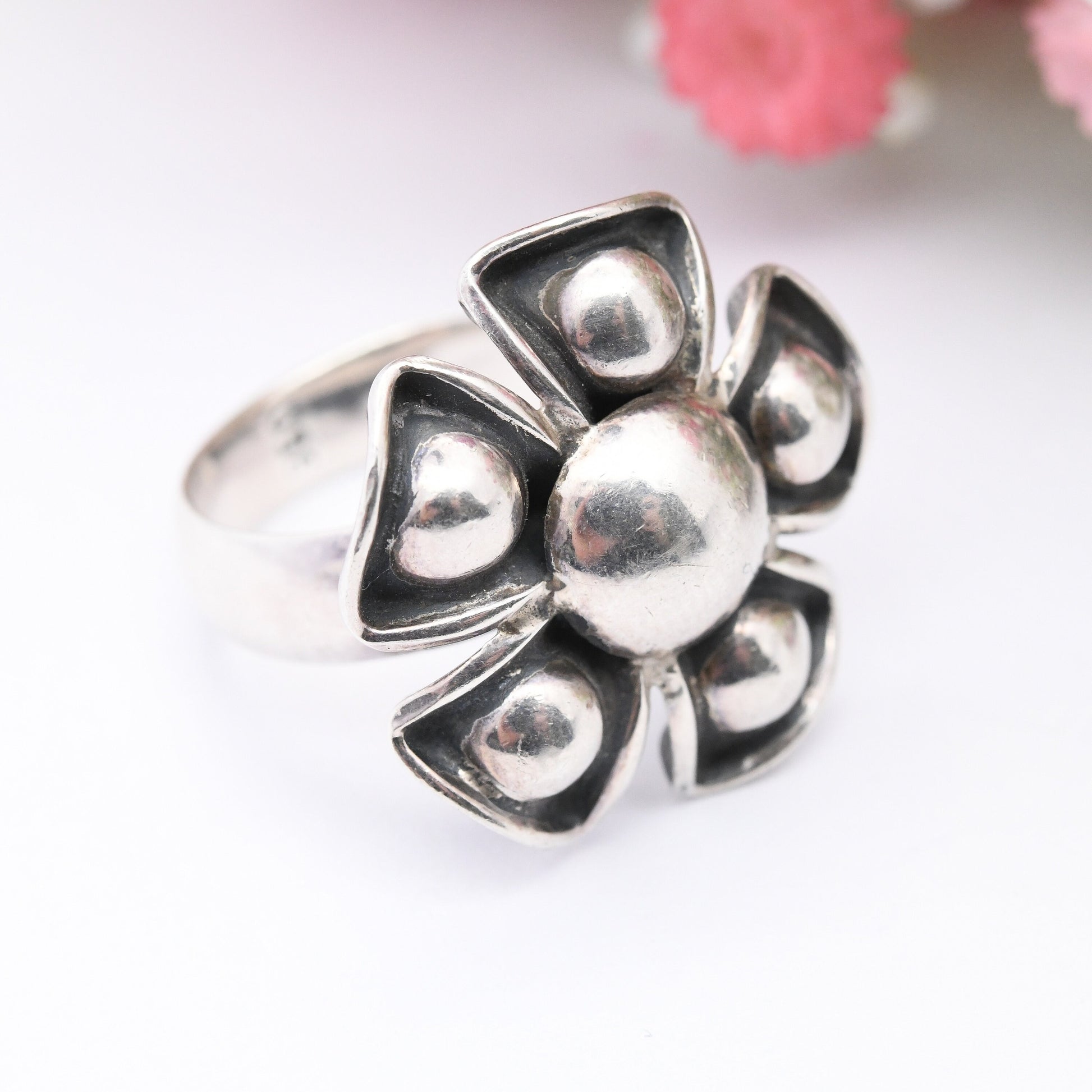 Vintage Silver Statement Flower Ring - Mid-Century Modernist Ring | Chunky Ball Design | UK Size - O 1/2 | US Size - 7 1/4