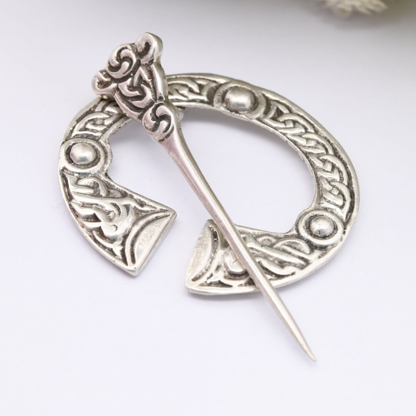 Vintage Scottish Sterling Silver Pennanular Brooch by Robert Allison Iona - Glasgow Hallmarks 1958 | Large Celtic Circle Brooch with Pin