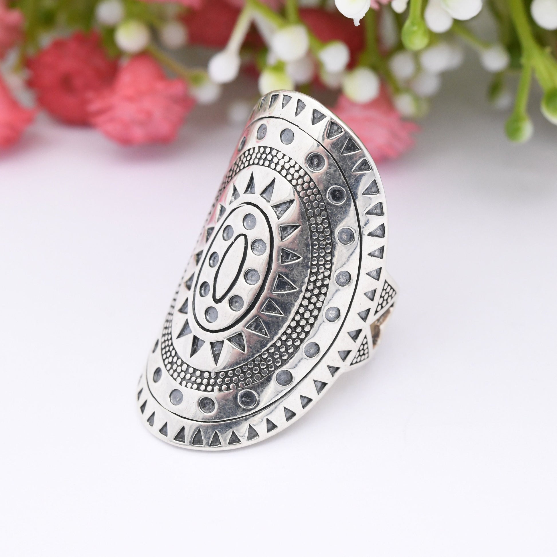 Vintage Sterling Silver Armour Ring with Southwestern Design - Statement Finger Ring | American Style | UK Size - N | US Size - 6 1/2