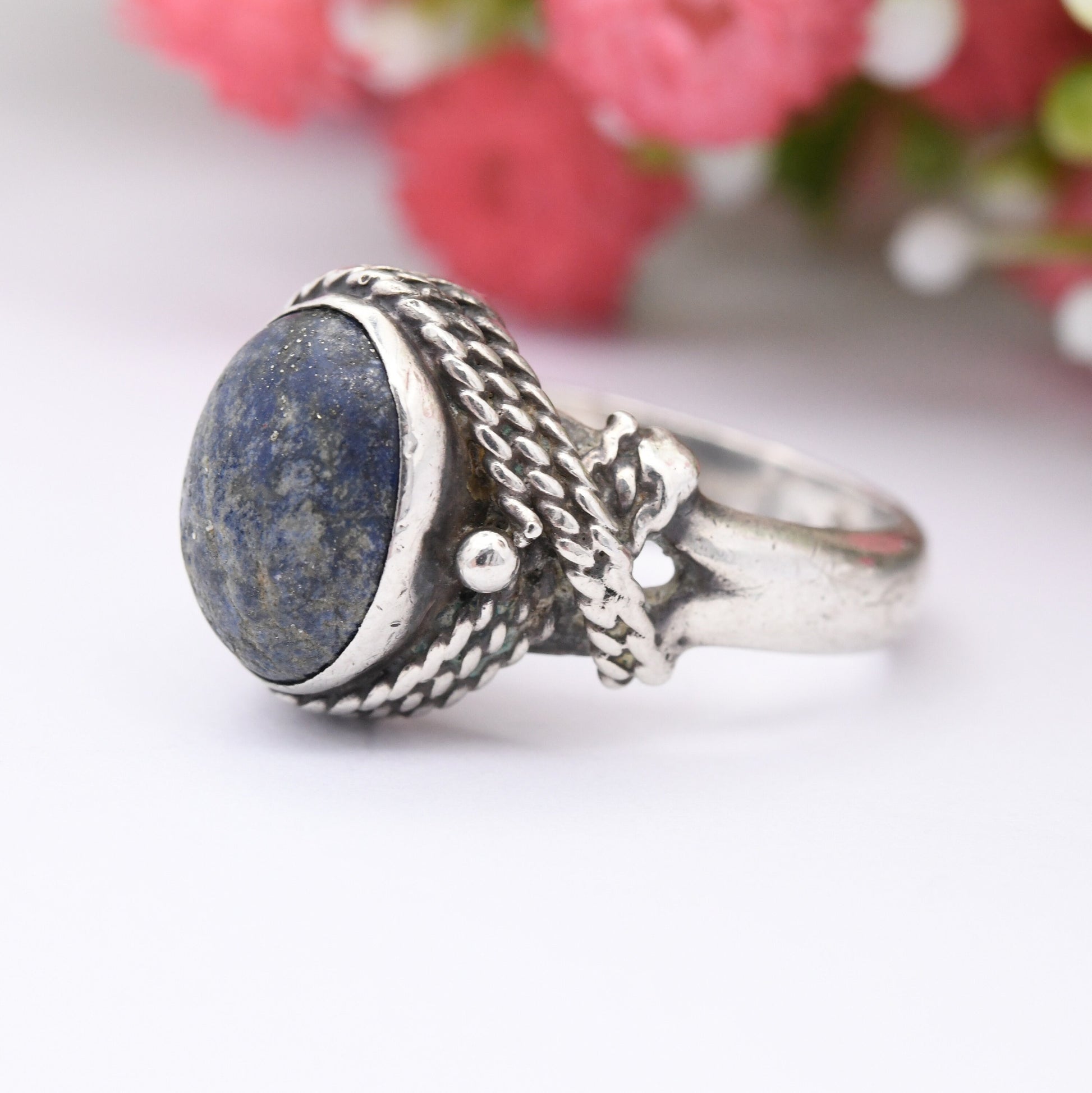 Vintage Sterling Silver Lapis Lazuli Ring Twisted Rope Bezel - Mid-Century Modernist | Unpolished Gemstone | UK Size - O | US Size - 7 1/4