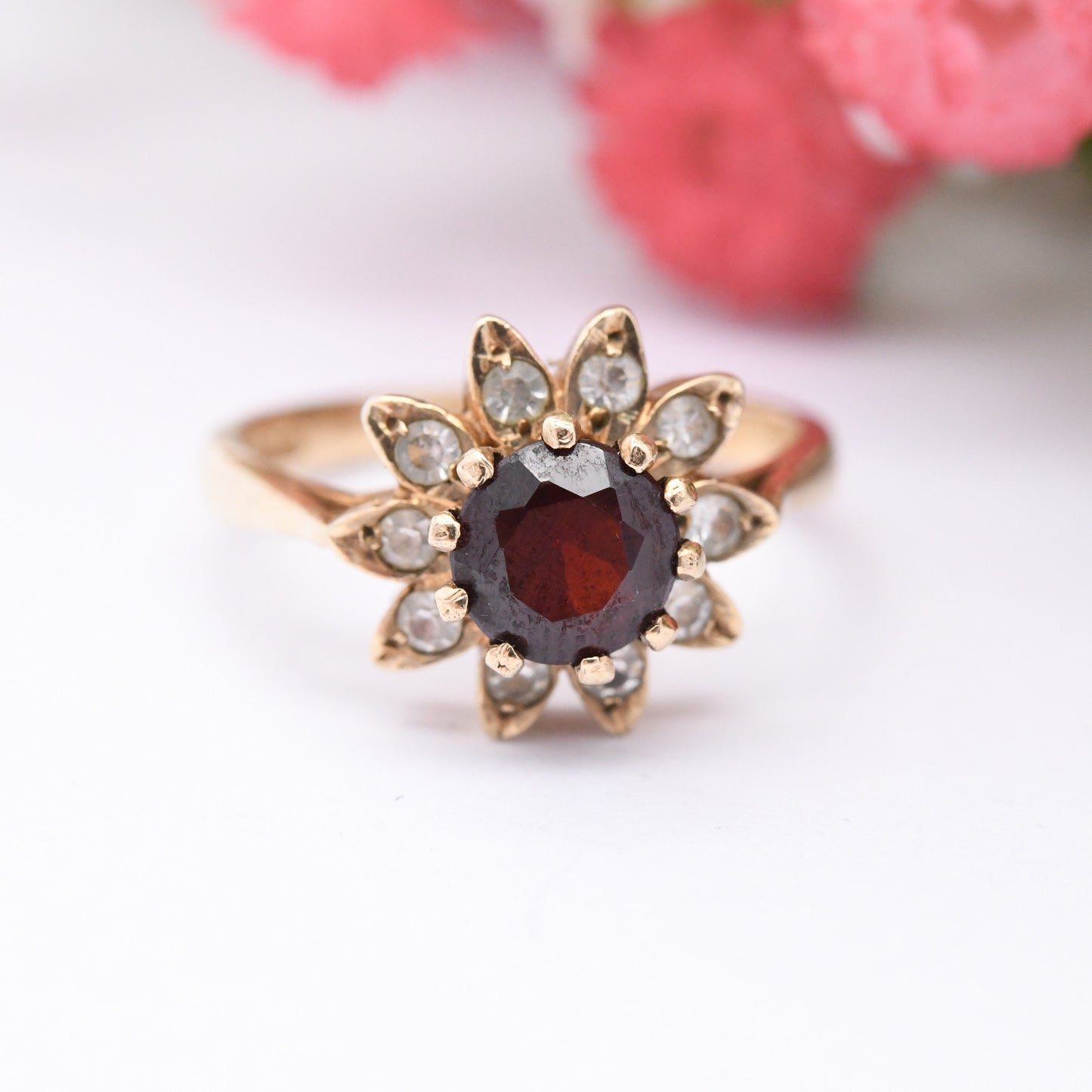 Vintage 9ct Gold Garnet Flower Ring 1969 - Mid-Century Statement Cocktail | UK Size - L | US Size - 5 3/4