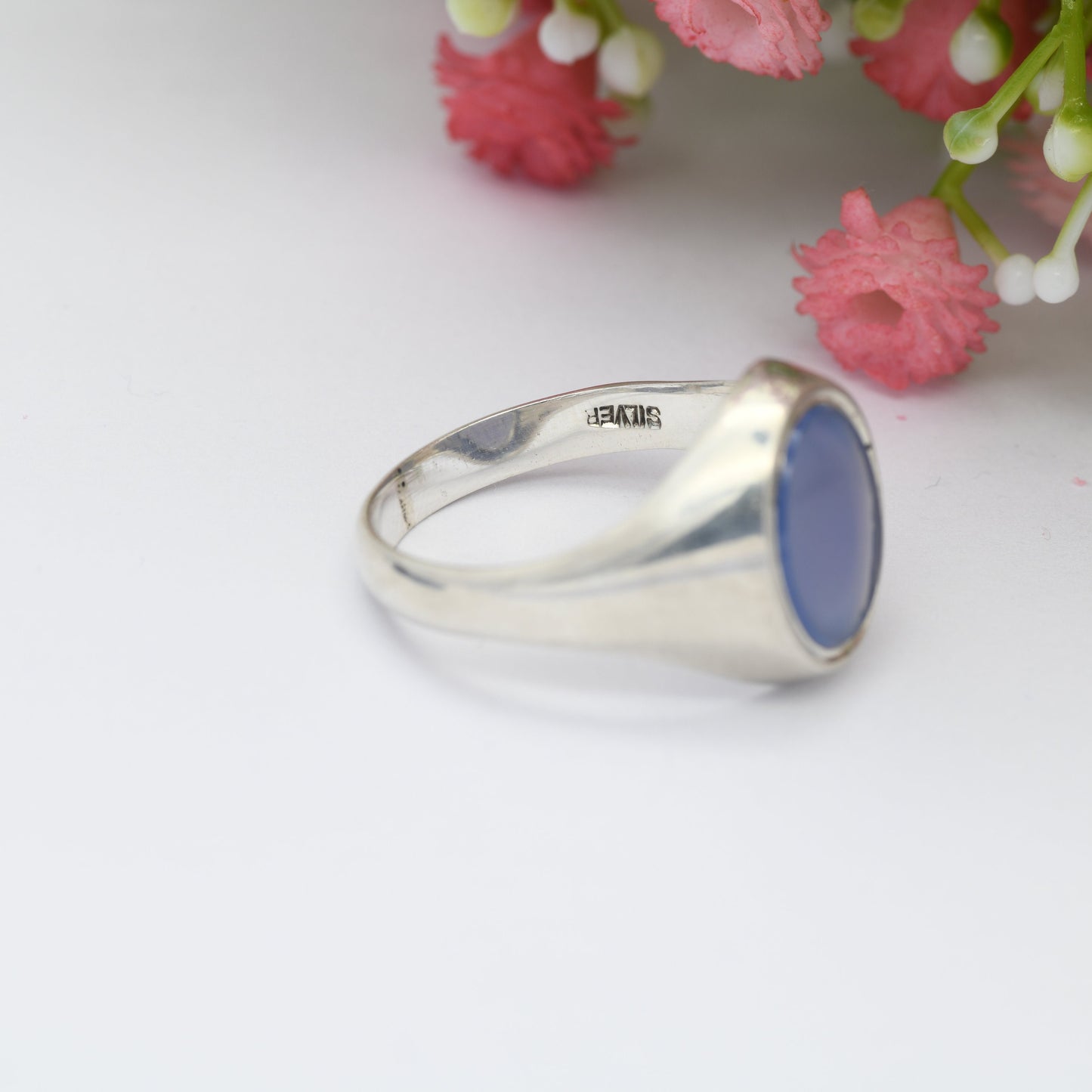 Vintage Sterling Silver Chalcedony Signet Ring - Chunky Large Unisex Jewellery | UK Size - U 1/2 / US Size - 10 1/4