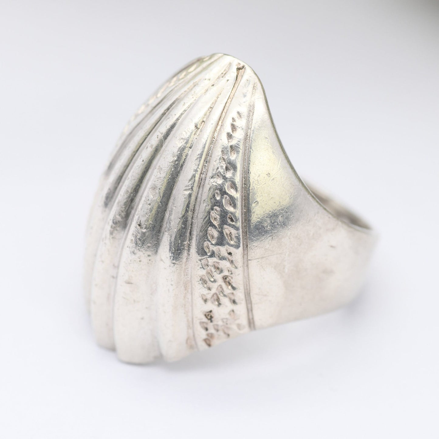 Vintage Sterling Silver Statement Ring 1989 - Chunky Armour Ring | Art Deco Style Shape | UK Size - N 1/2 | US Size - 6 3/4