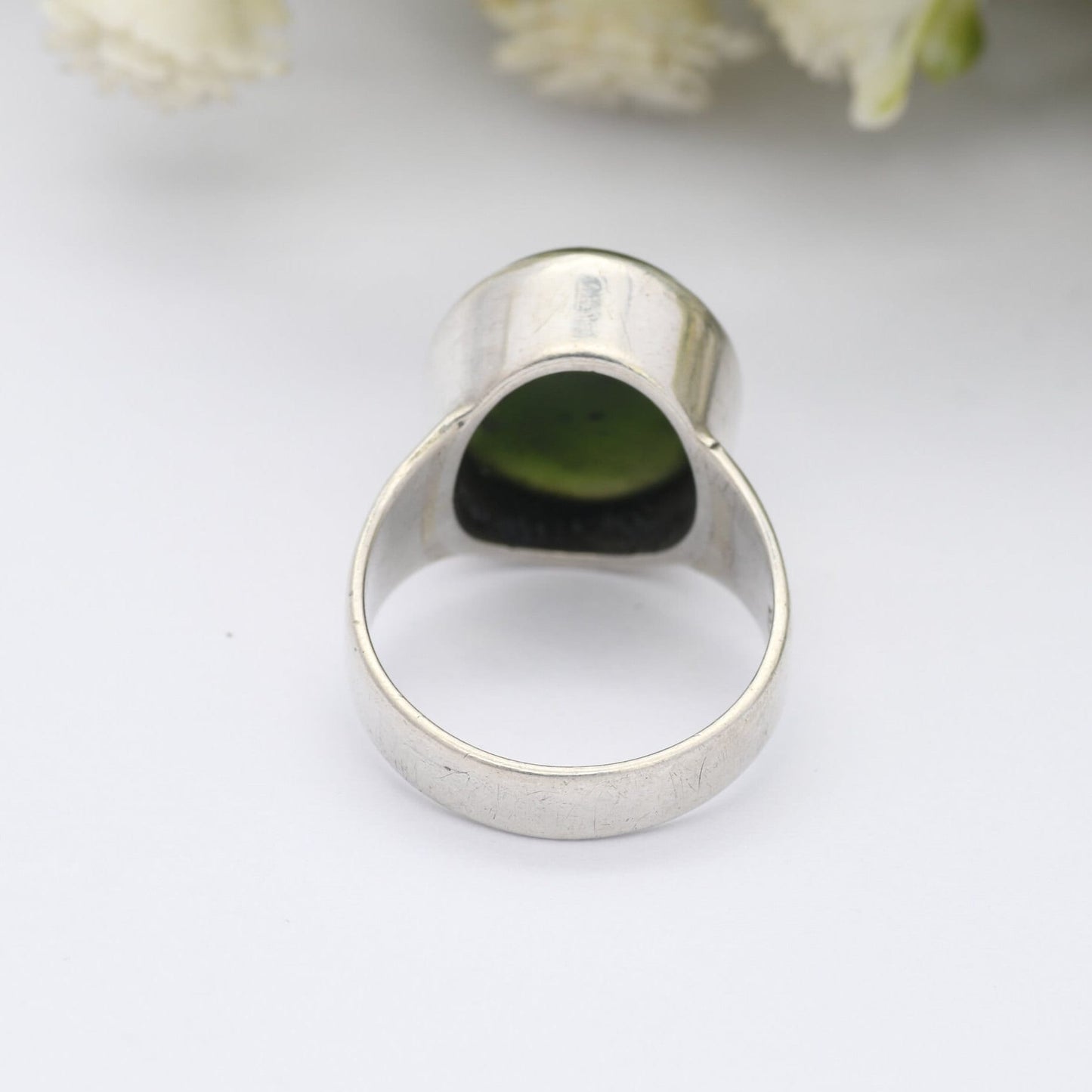 Vintage Sterling Silver Nephrite Jade Ring - Large Oval Cabochon Gemstone | Mid-Century Modernist Ring | UK Size - K | US Size - 5 1/4