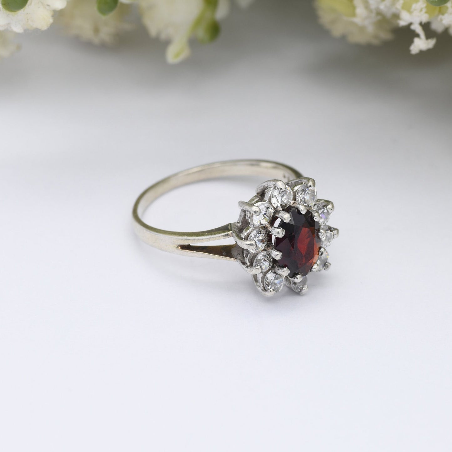 Vintage Sterling Silver Garnet Halo Flower Ring 1982 - Statement Cocktail Ring with CZ | UK Size - P | US Size - 7 1/2