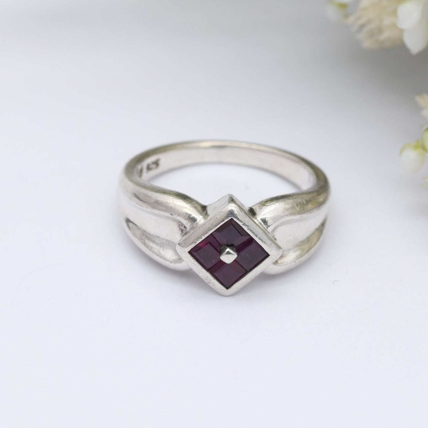 Vintage Sterling Silver Ruby Ring - Square Diamond Shape | Statement Cocktail Ring | UK Size - O 1/2 | US Size - 7 3/4