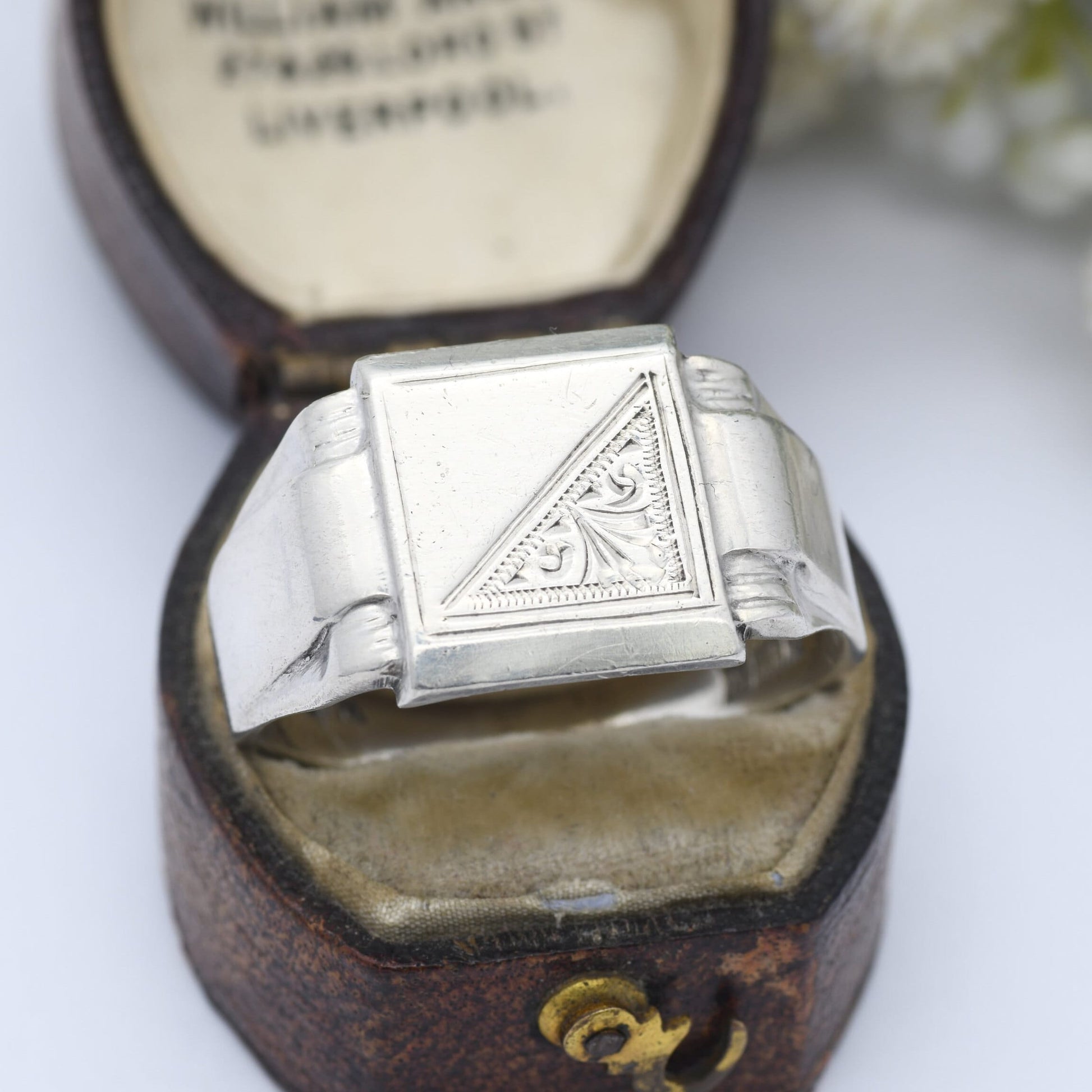 Vintage Sterling Silver Signet Ring Blank 1962 - Ornate Scrolling Engraving | Mid-Century Large Unisex | UK Size - Y | US Size - 12