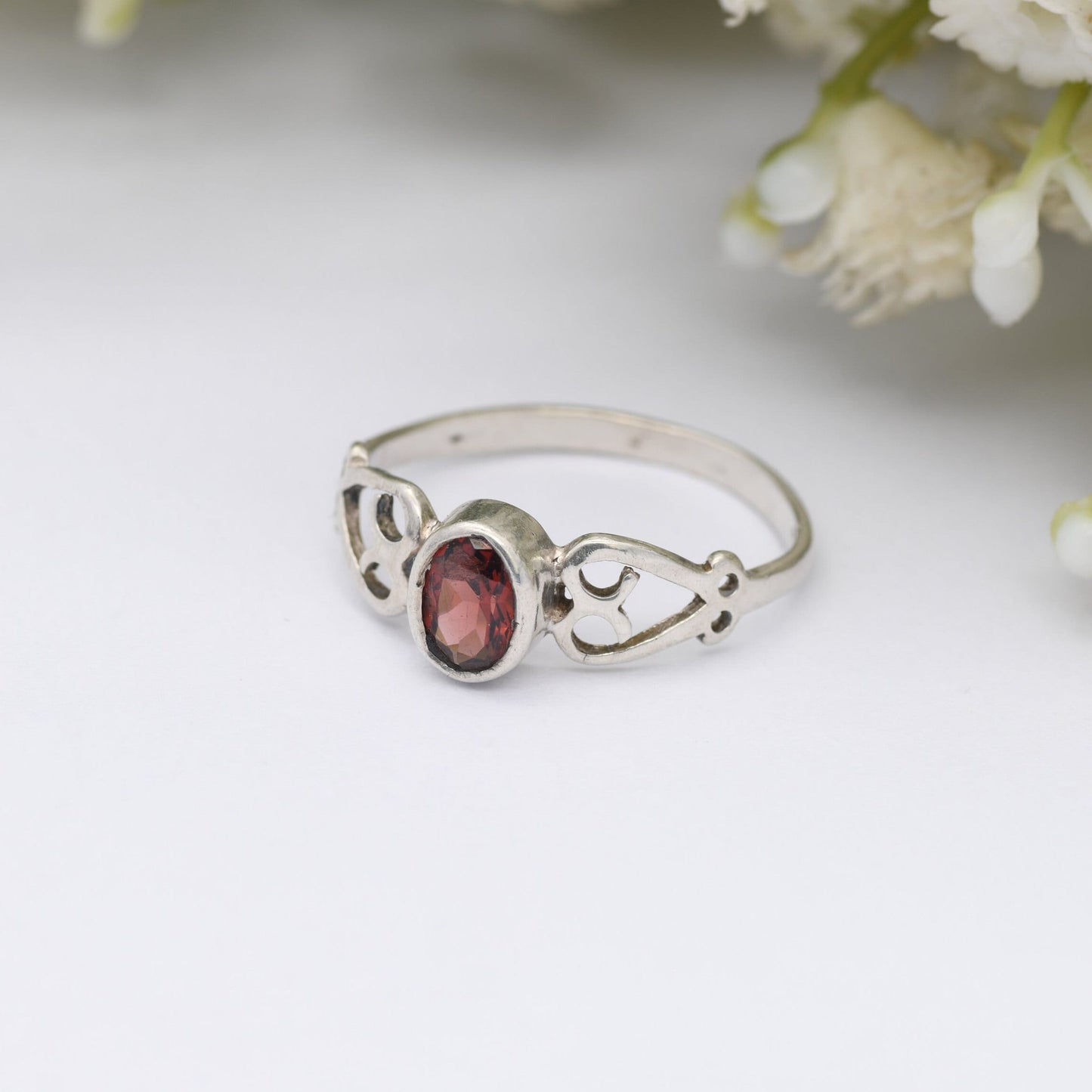 Vintage Silver and Garnet Ring - Openwork Love Heart Shoulders | Red Stone Solitaire | UK Size - N 1/2 / US Size - 6 1/2