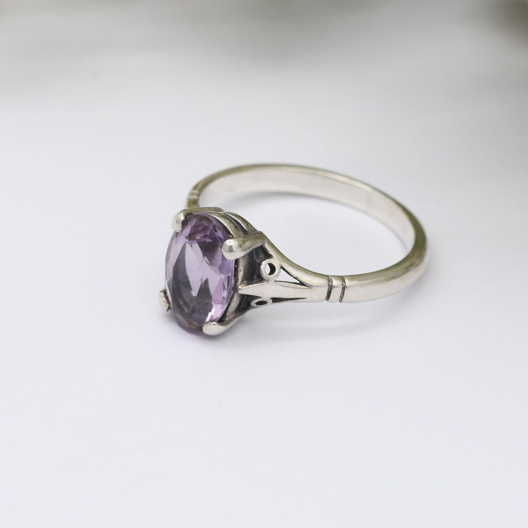 Vintage Sterling Silver Amethyst Ring - Dainty Solitaire | Large Purple Stone | UK Size - M 1/2 | US Size - 6 1/2