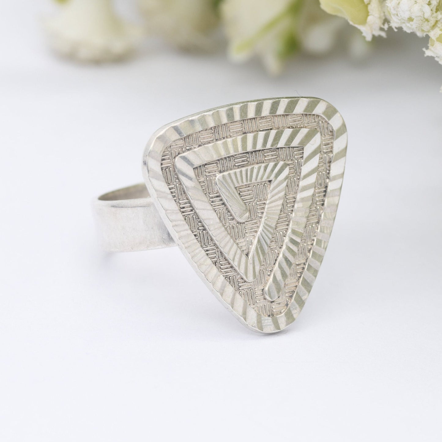 Vintage Sterling Silver Geometric Maze Ring - Large Statement Modernist Unisex Silver Jewellery | UK Size - Q 1/2 | US Size - 8 1/2