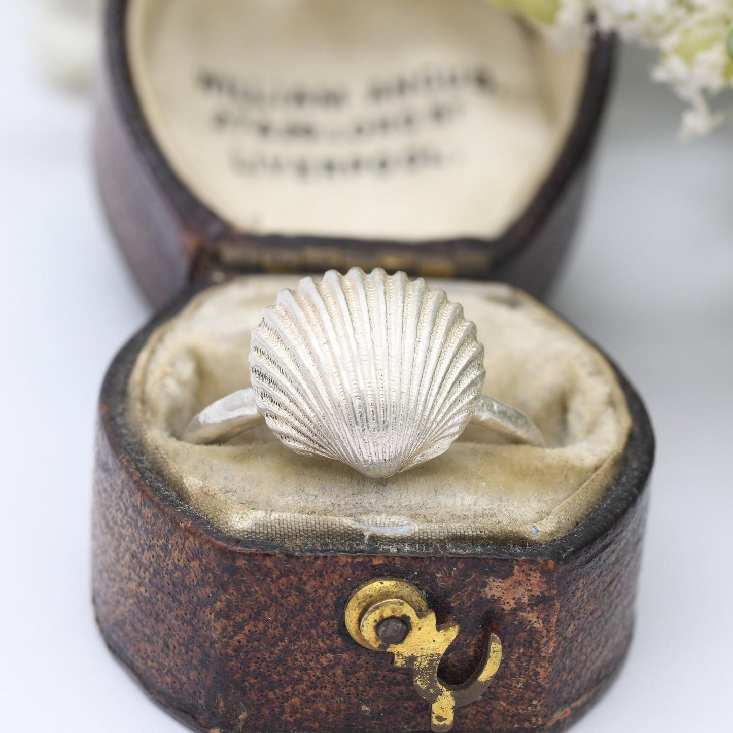 Vintage Sterling Silver Clam Shell Ring with Hand Formed Band - Seashell Jewellery | UK Size - L | US Size - 5 3/4