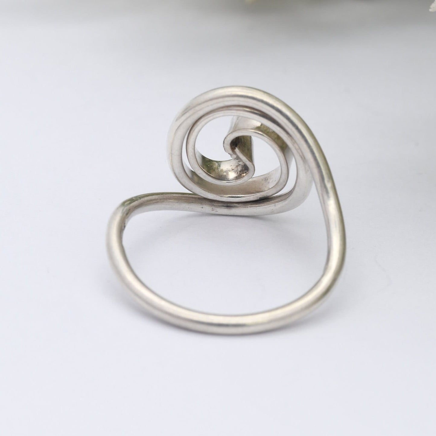 Vintage Sterling Silver Swirl Ring 1995 - Minimalist Everyday Silver Jewellery | UK Size - N 1/2 | US Size - 7