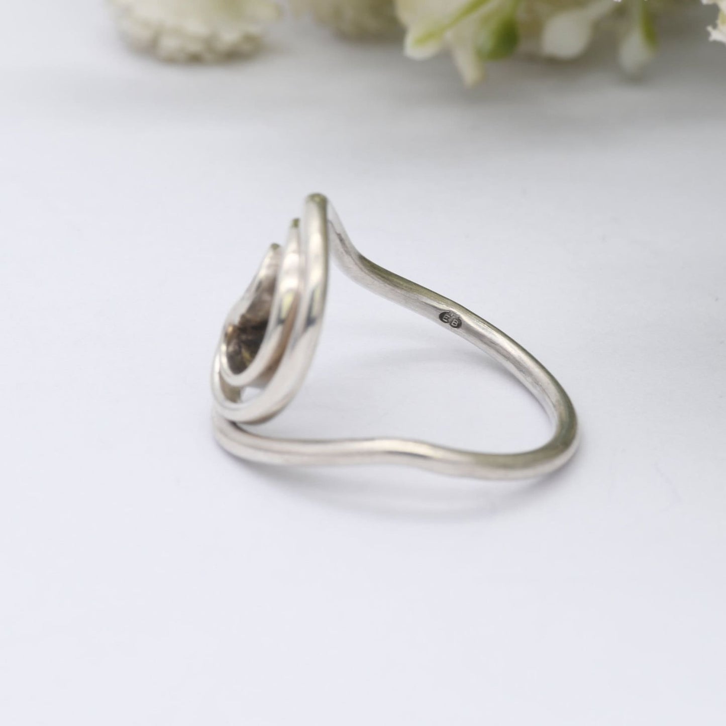 Vintage Sterling Silver Swirl Ring 1995 - Minimalist Everyday Silver Jewellery | UK Size - N 1/2 | US Size - 7