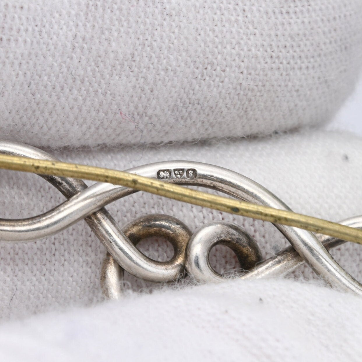 Antique Charles Horner Edwardian Twisted Heart Bar Brooch 1905 - Pretty Minimalist Silver Jewellery | Chester Hallmarks