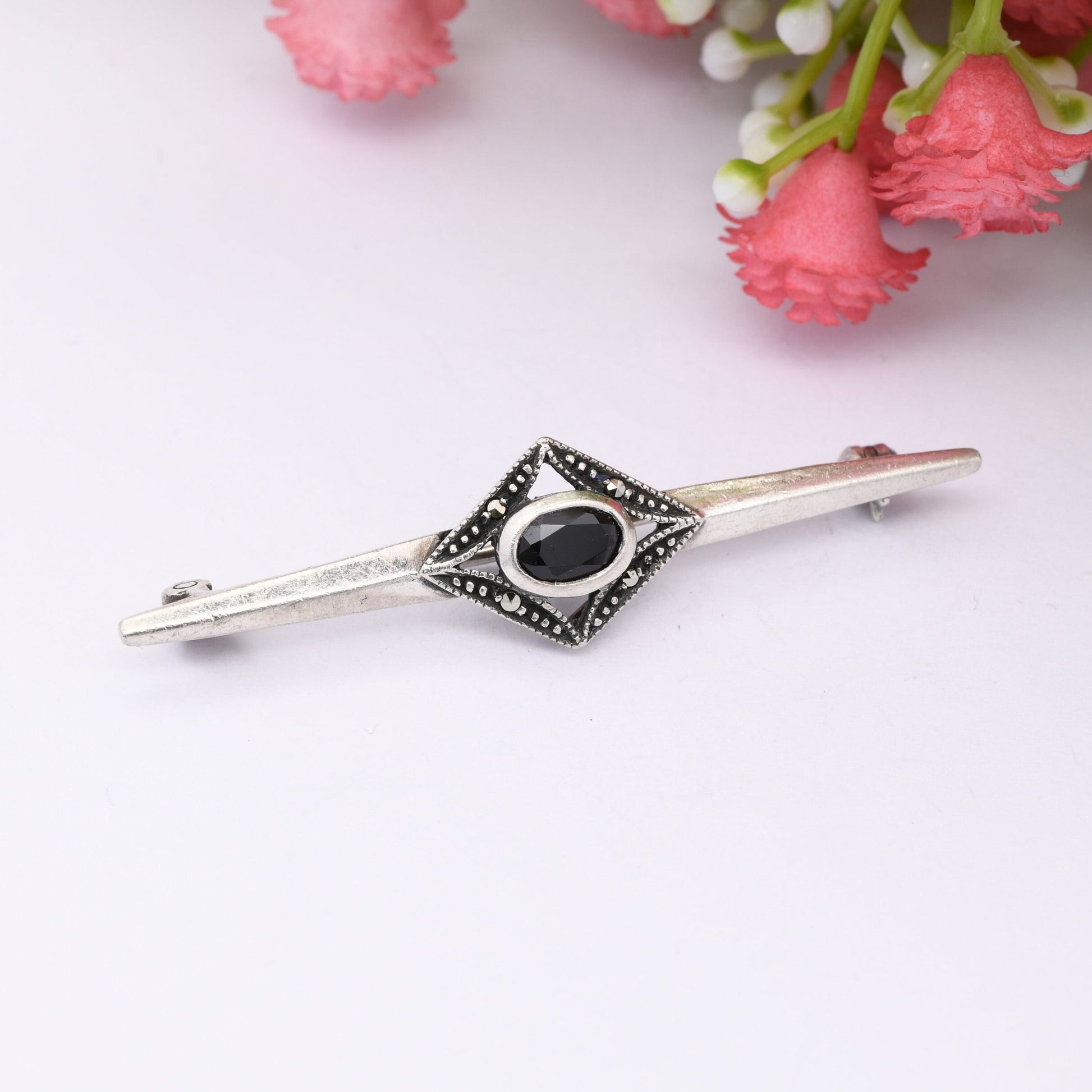 Vintage Sterling Silver Bar Brooch with Faceted Onyx and Marcasite - Art Deco Style