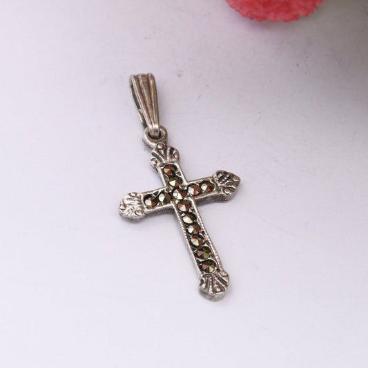 Vintage Sterling Silver Marcasite Cross Pendant - Scalloped Edges