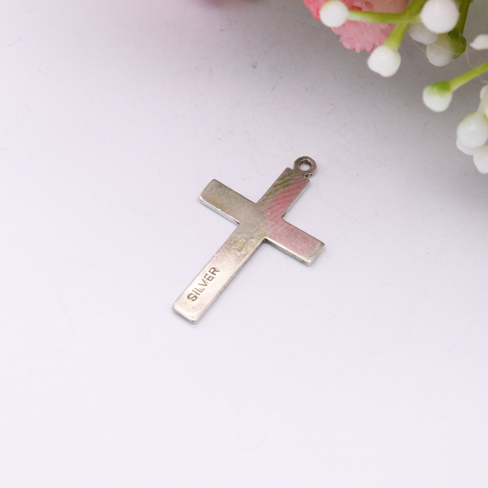 Vintage Sterling Silver Cross Pendant with Engraved Scrolling Pattern