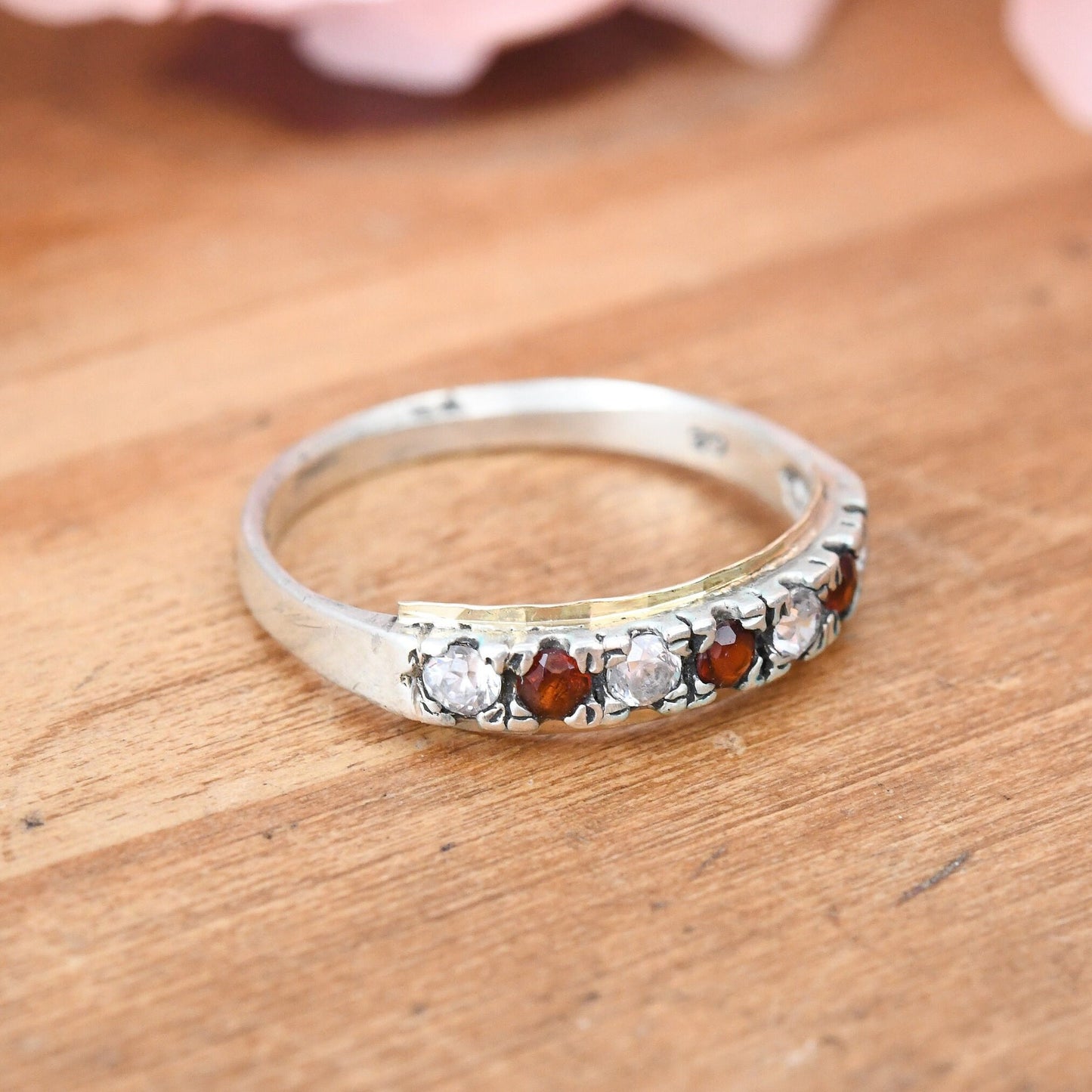 Vintage 9ct Gold & Sterling Silver Garnet CZ Half Eternity Ring - Sparkly Seven Stone Band | UK Size - P 1/2 | US Size - 8