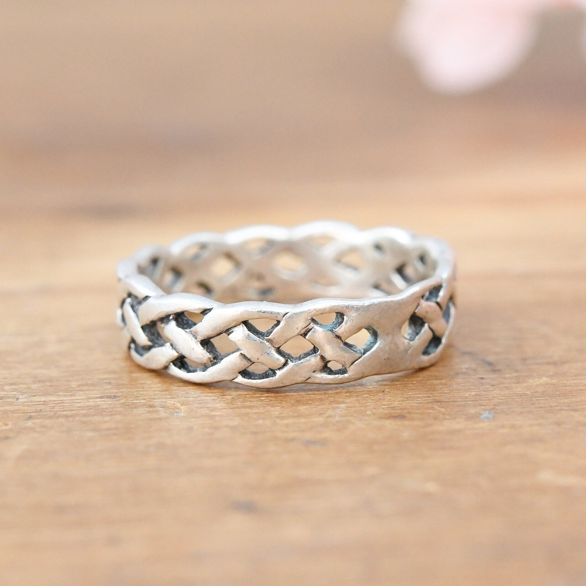 Vintage Sterling Silver Celtic Knot Ring - Openwork Woven Knotted Band | Unisex Minimalist Jewellery | UK Size - L | US Size - 5 3/4