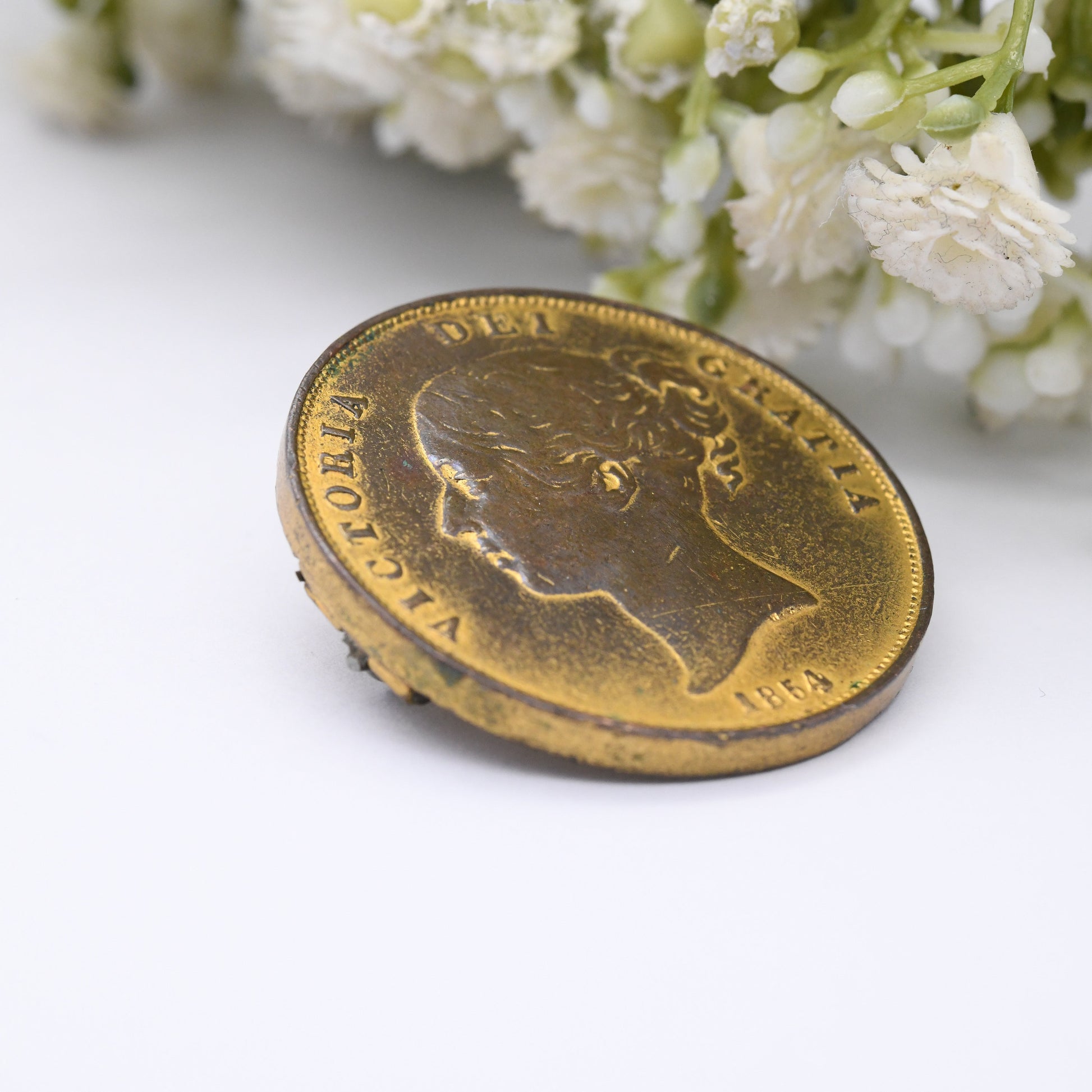 Antique 1854 Victoria One Penny Coin Brooch - Large Statement Copper Coin Jewellery | Gold-Tone