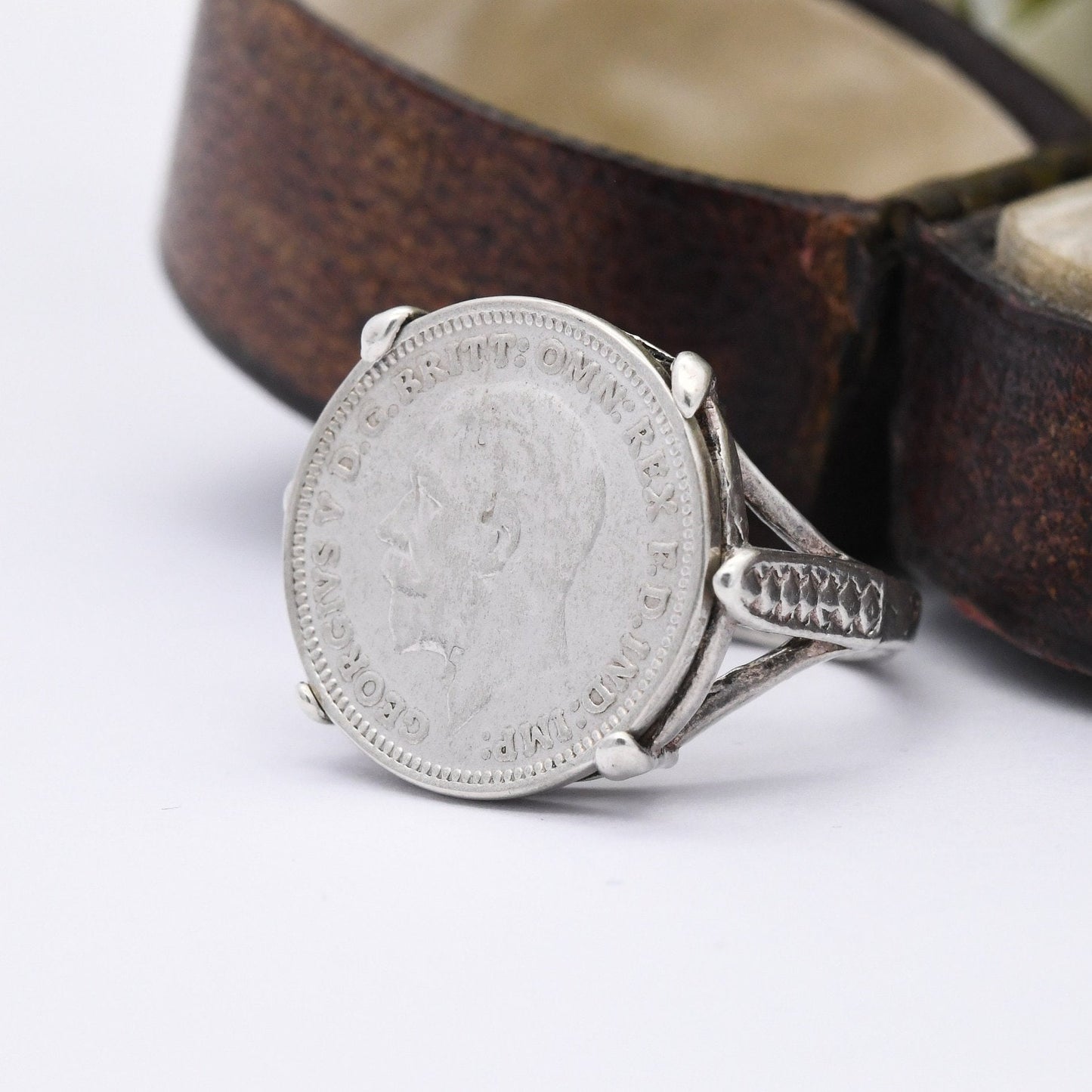 Vintage Silver George V Threepence Coin 1936 Signet Ring - English Royal Family Jewellery | UK Size - H 1/2 | US Size - 4