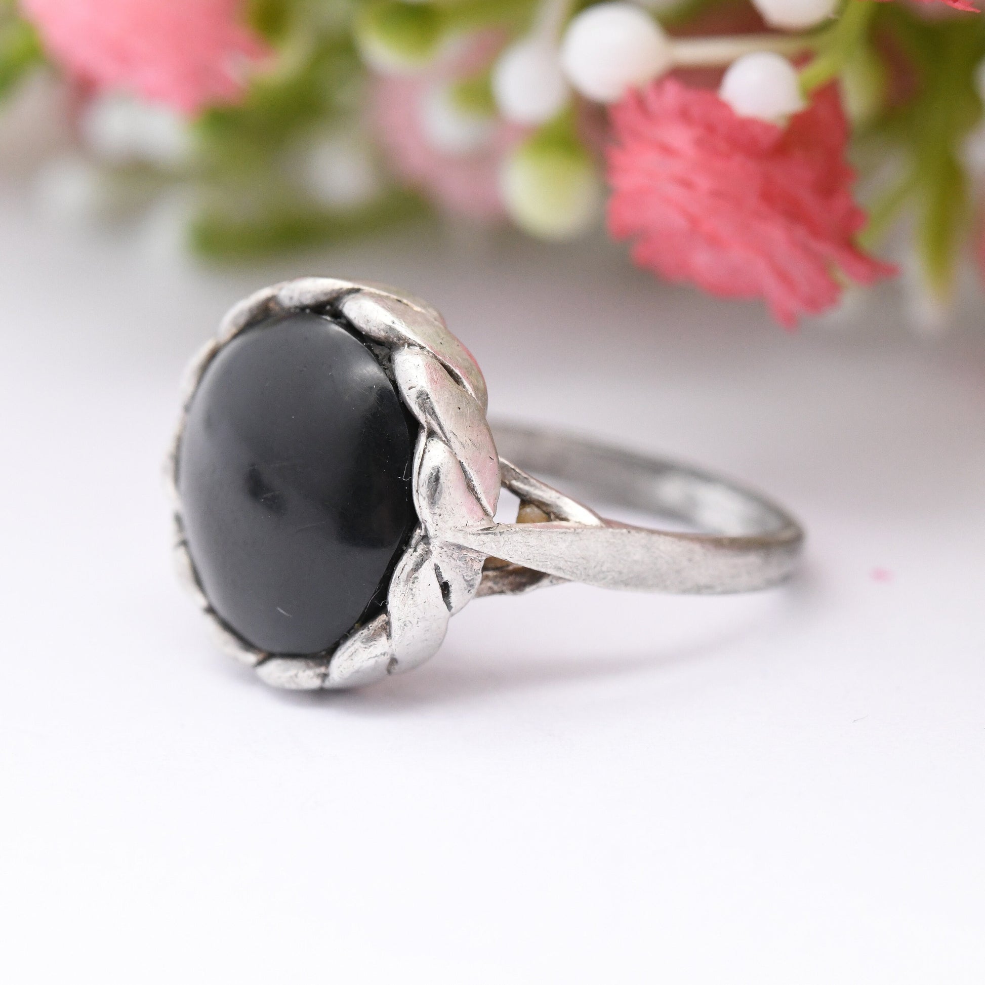 Vintage Sterling Silver Onyx Statement Ring with Rope Twist Bezel - Black Gemstone Unisex Jewellery | UK Size - N | US Size - 6 3/4