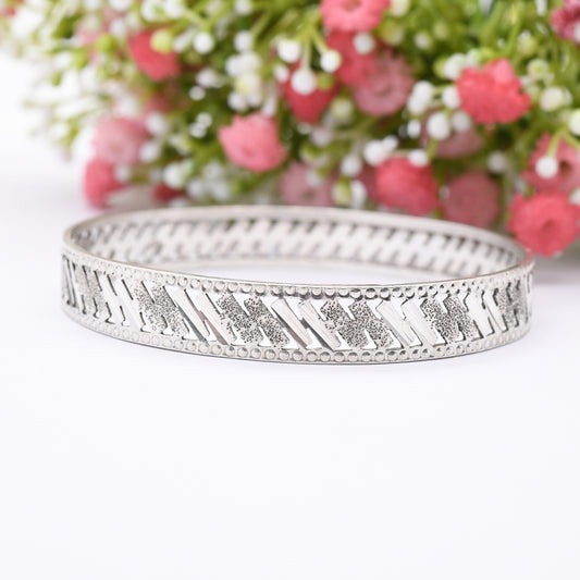 Vintage Sterling Silver Bangle Bracelet with Textured Design - Minimal Silver Jewellery