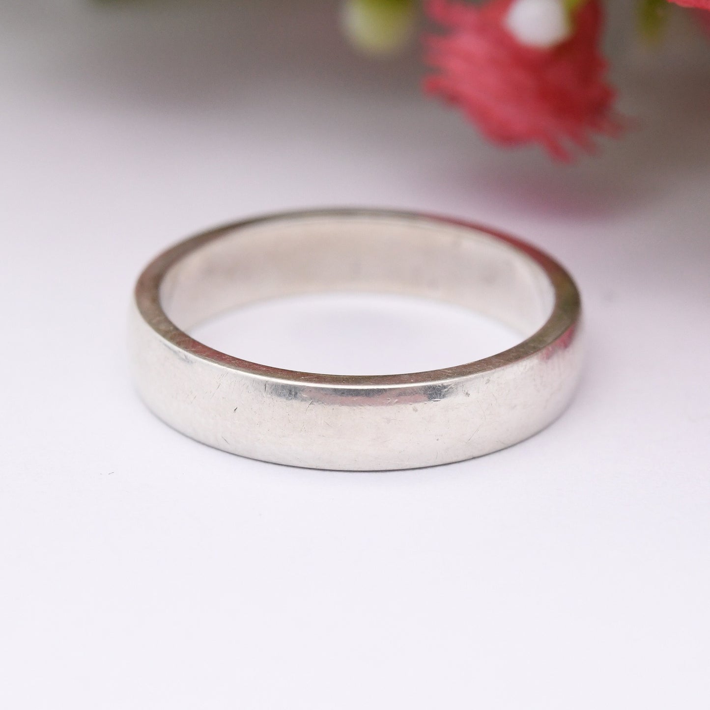 Argentium Silver Band Ring - Everyday Silver Tarnish Resistant | Unisex Minimalist Jewellery | UK Size - O | US Size - 7 1/4