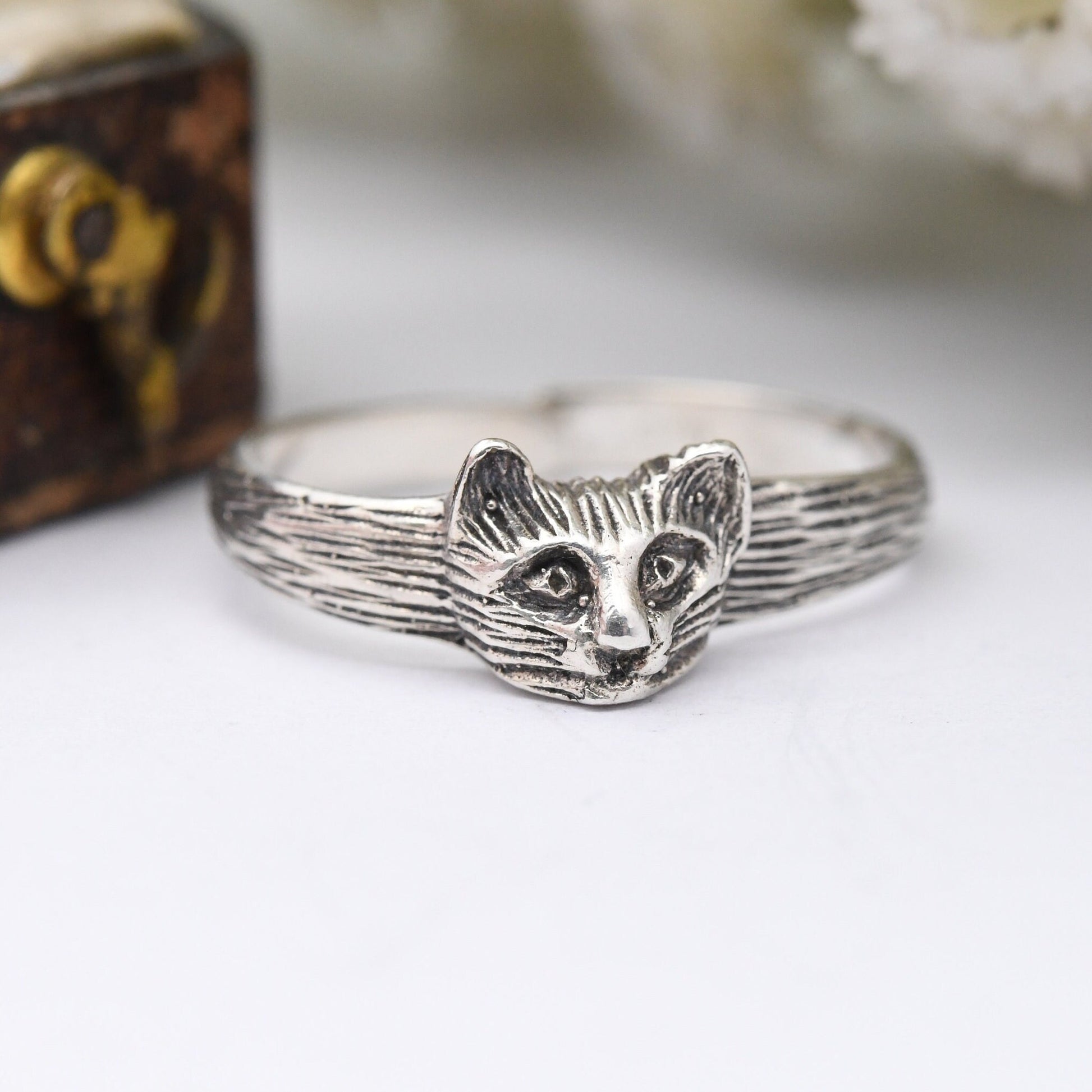 Vintage Sterling Silver Cat Face Ring - Novelty Animal Jewellery | Adjustable Size UK Size - N | US Size - 6 3/4