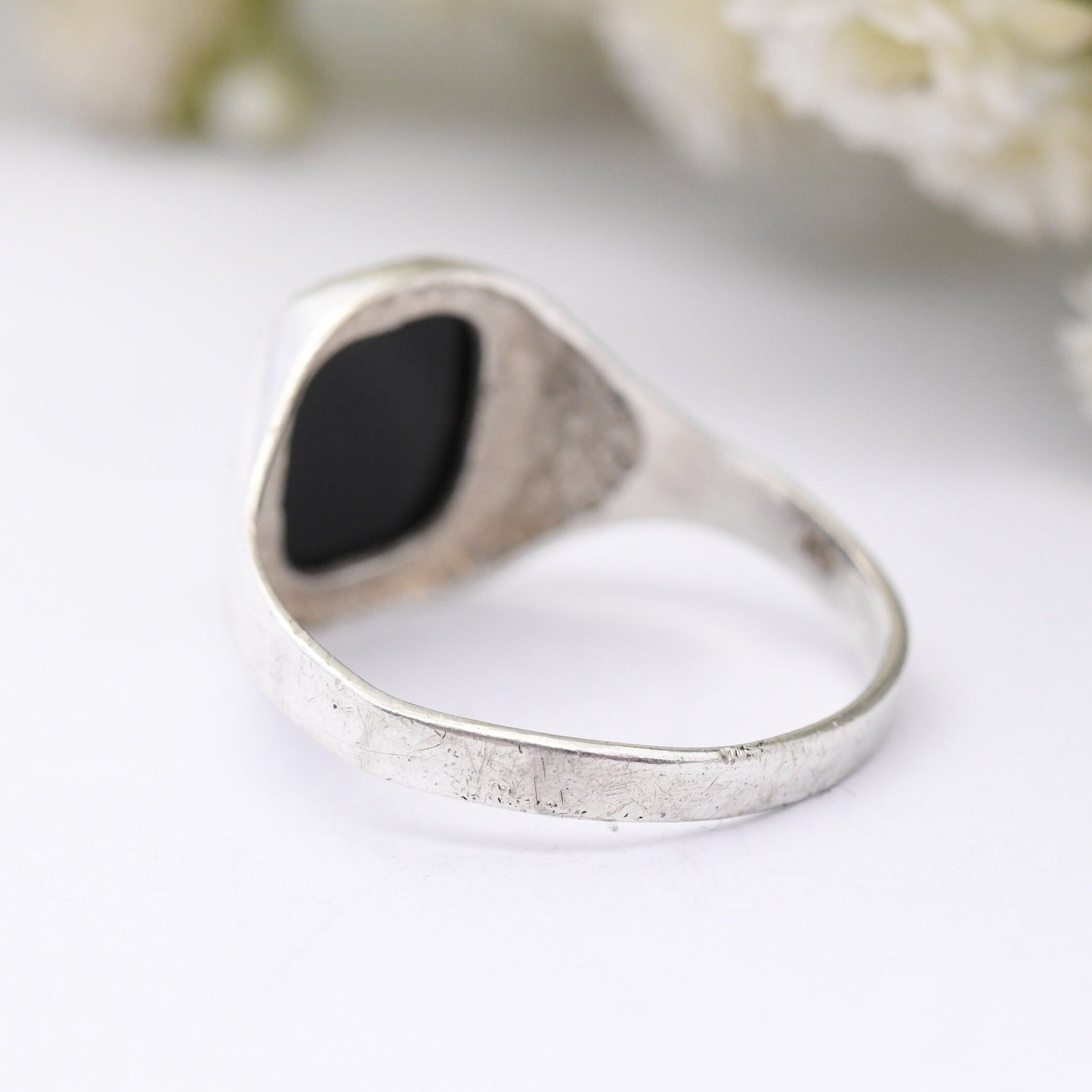 Vintage Sterling Silver Onyx Signet Ring - Black Gemstone Unisex Jewellery | UK Size - Q | US Size - 8