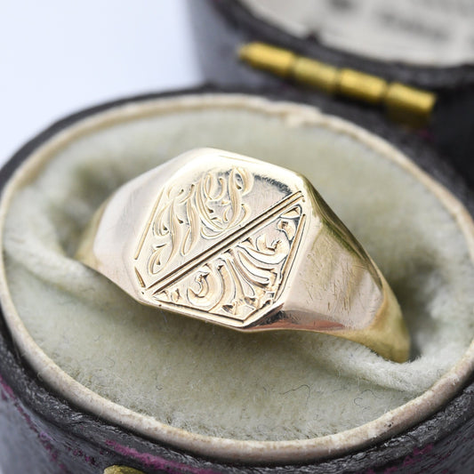 Vintage 9ct Gold Signet Ring 1961 - Mid-Century Monogram Initial Ring Engraved | Men's Pinkie Ring | UK Size - M | US Size - 6 1/4